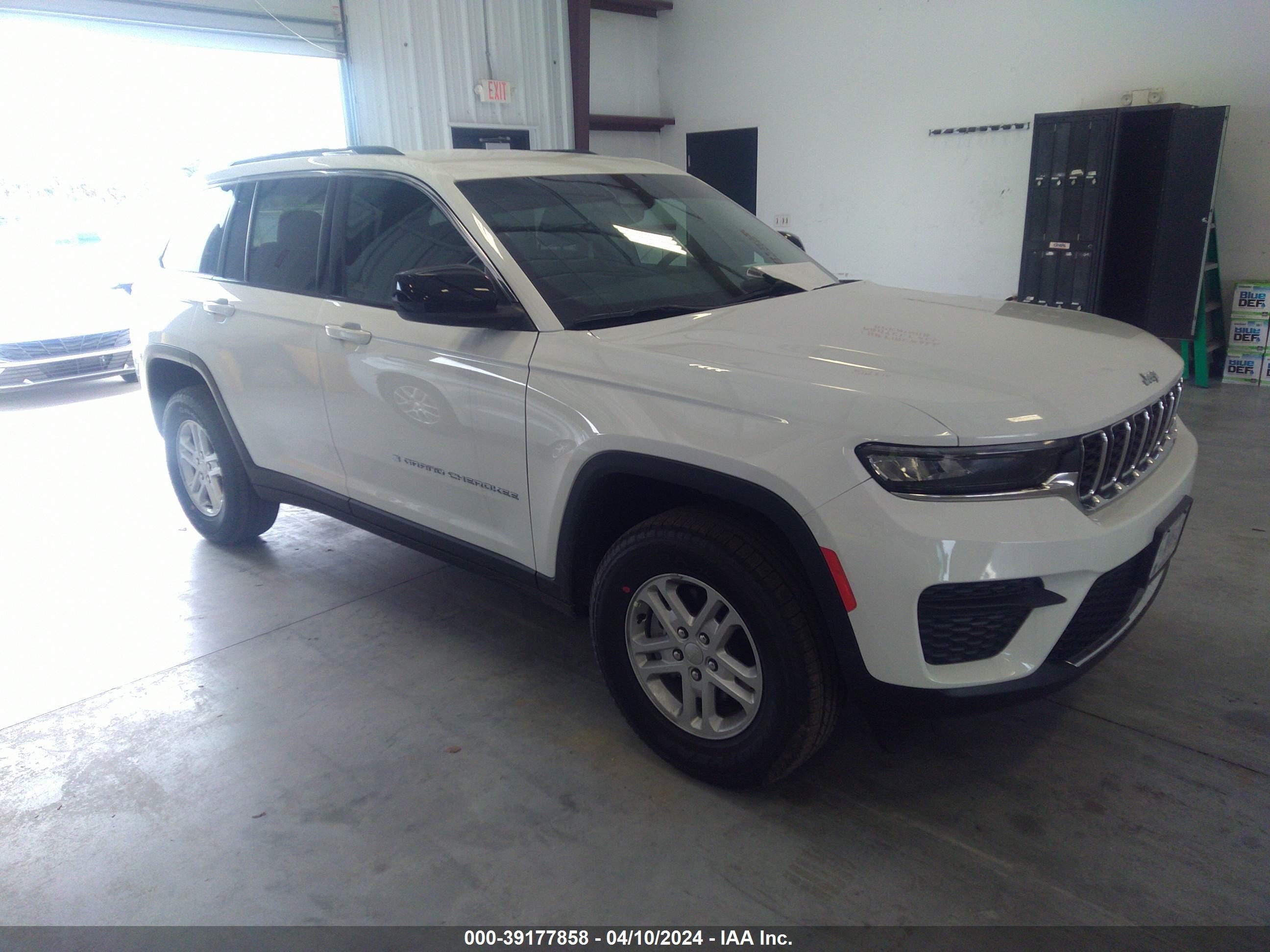 JEEP GRAND CHEROKEE 2024 1c4rjhag0r8957841