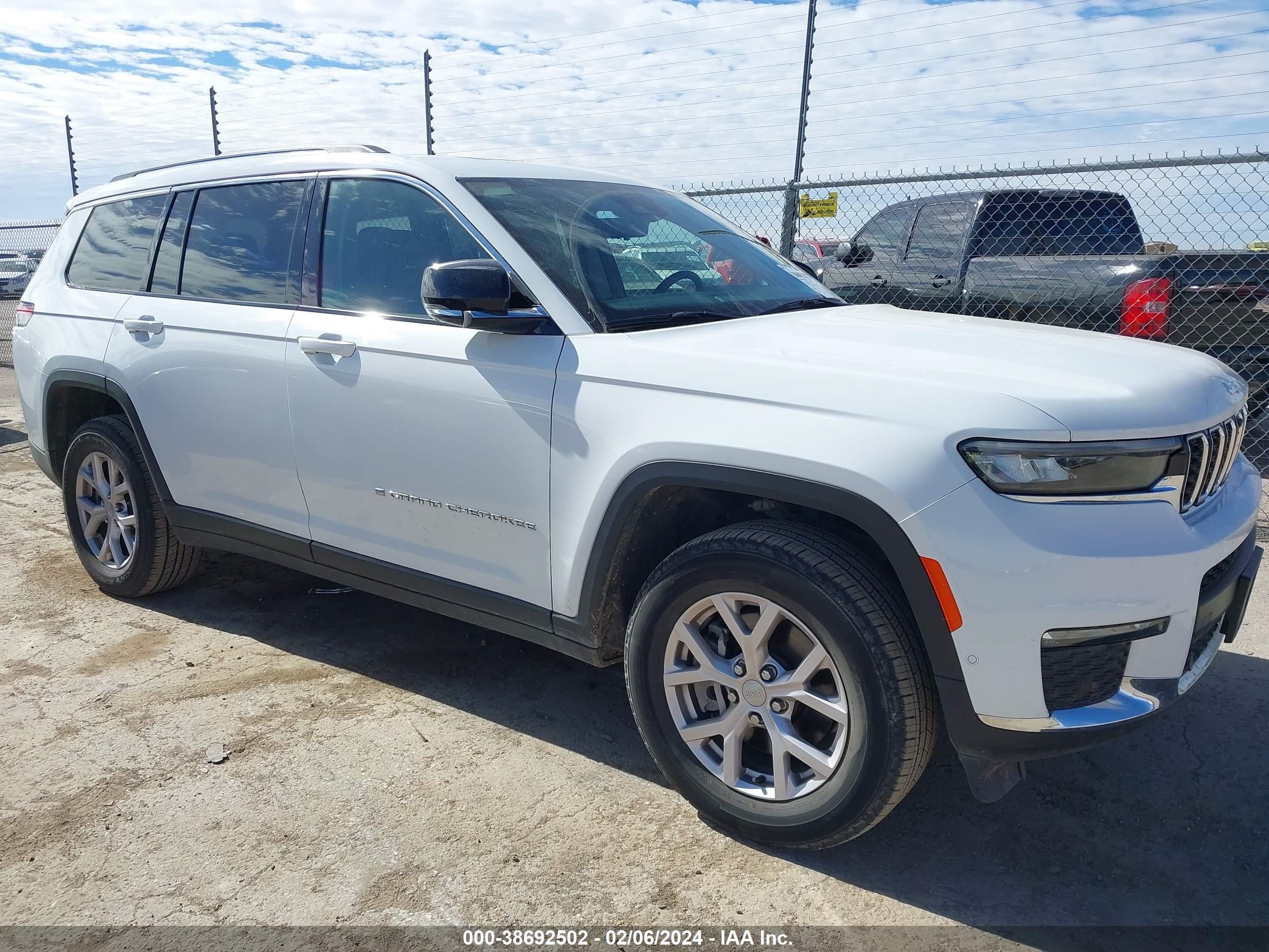 JEEP GRAND CHEROKEE 2022 1c4rjjbg3n8581555