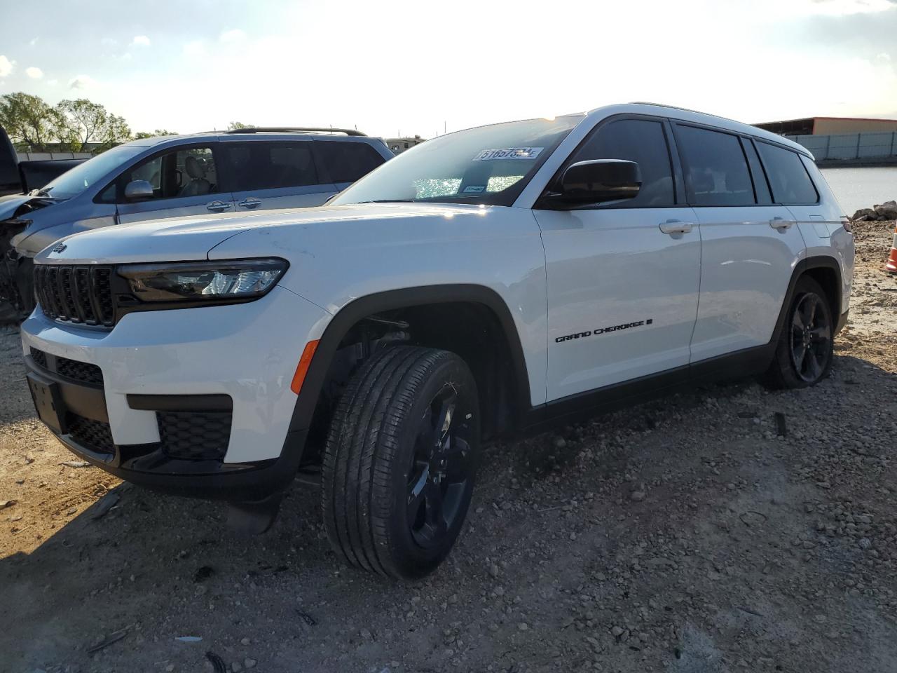 JEEP GRAND CHEROKEE 2024 1c4rjkag0r8509127