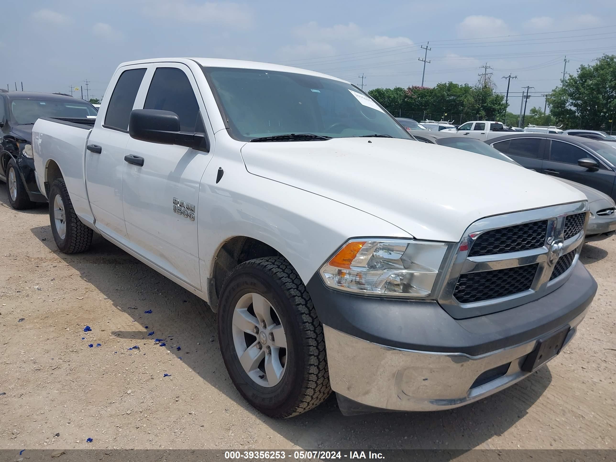 RAM 1500 2018 1c6rr6fg3js325176