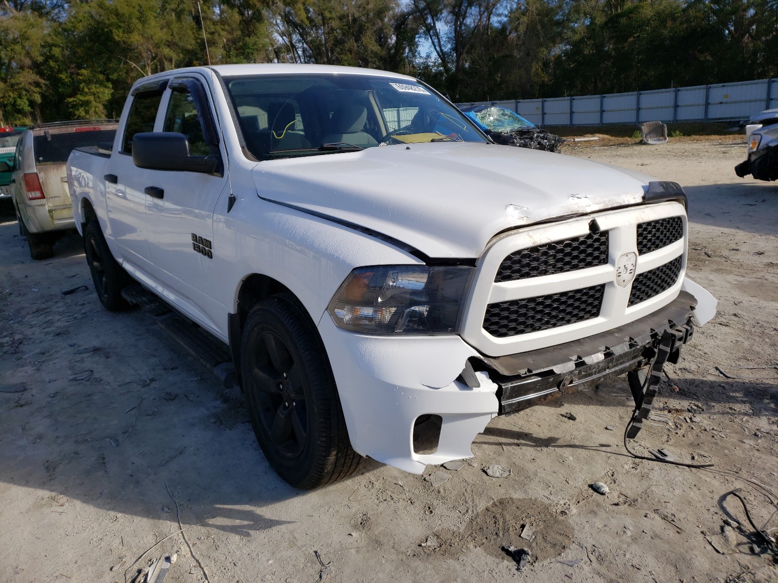 RAM 1500 ST 2017 1c6rr6kg9hs723119