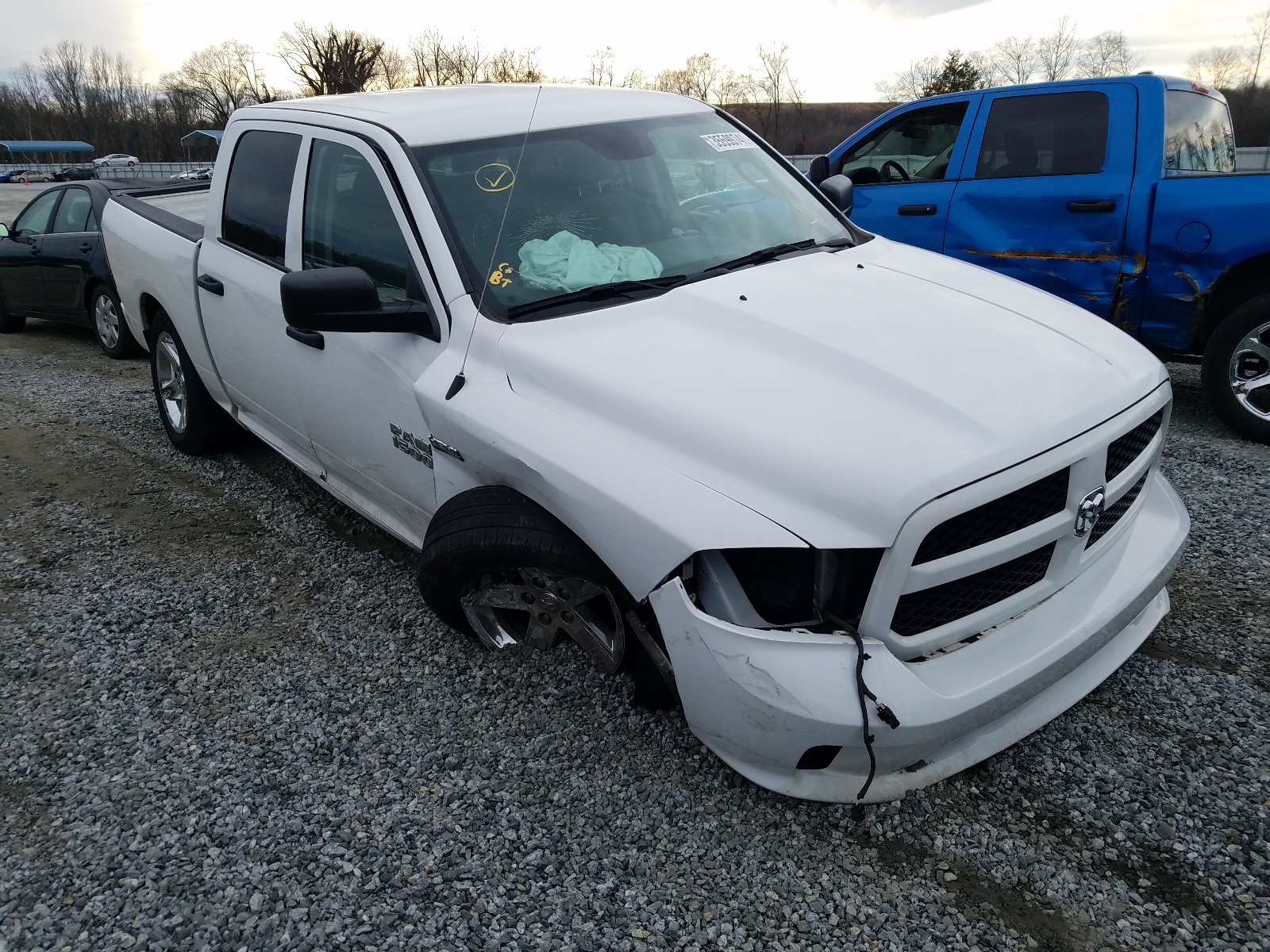 RAM 1500 ST 2017 1c6rr6kt0hs615307