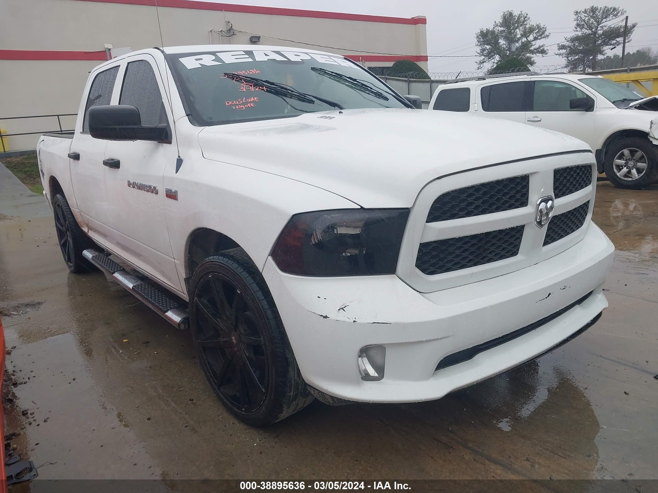 RAM 1500 2013 1c6rr6kt7ds527381