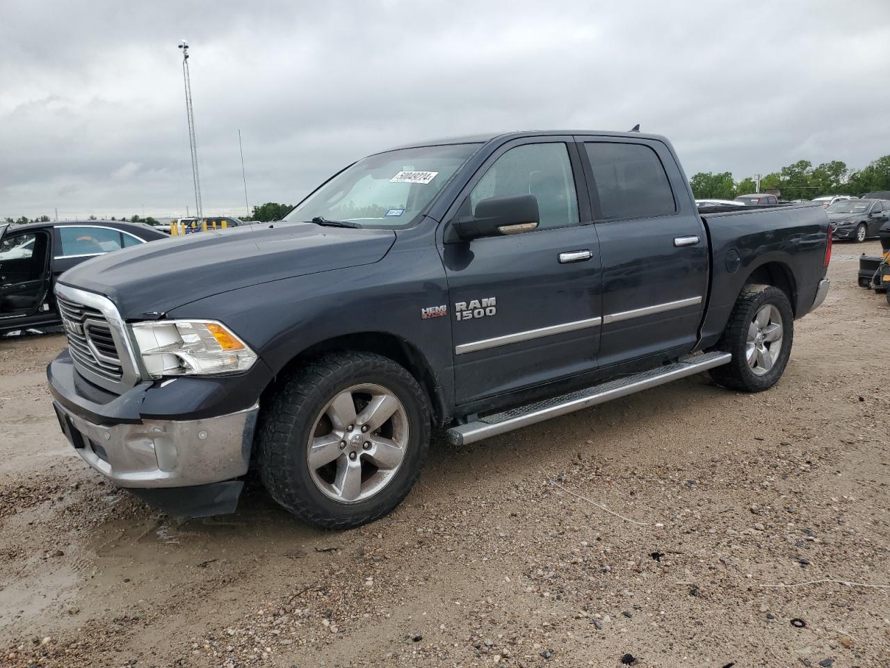 RAM 1500 2015 1c6rr6lt1fs582054