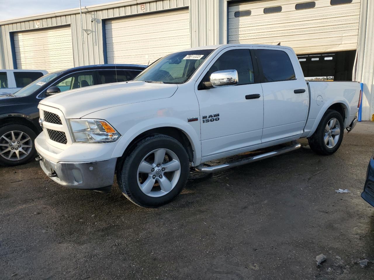 RAM 1500 2015 1c6rr6lt2fs692269