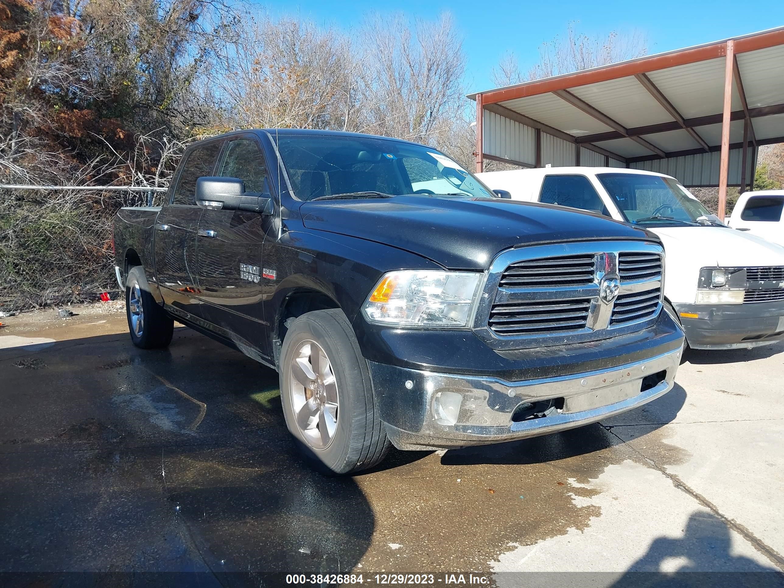 RAM 1500 2017 1c6rr6lt3hs577313