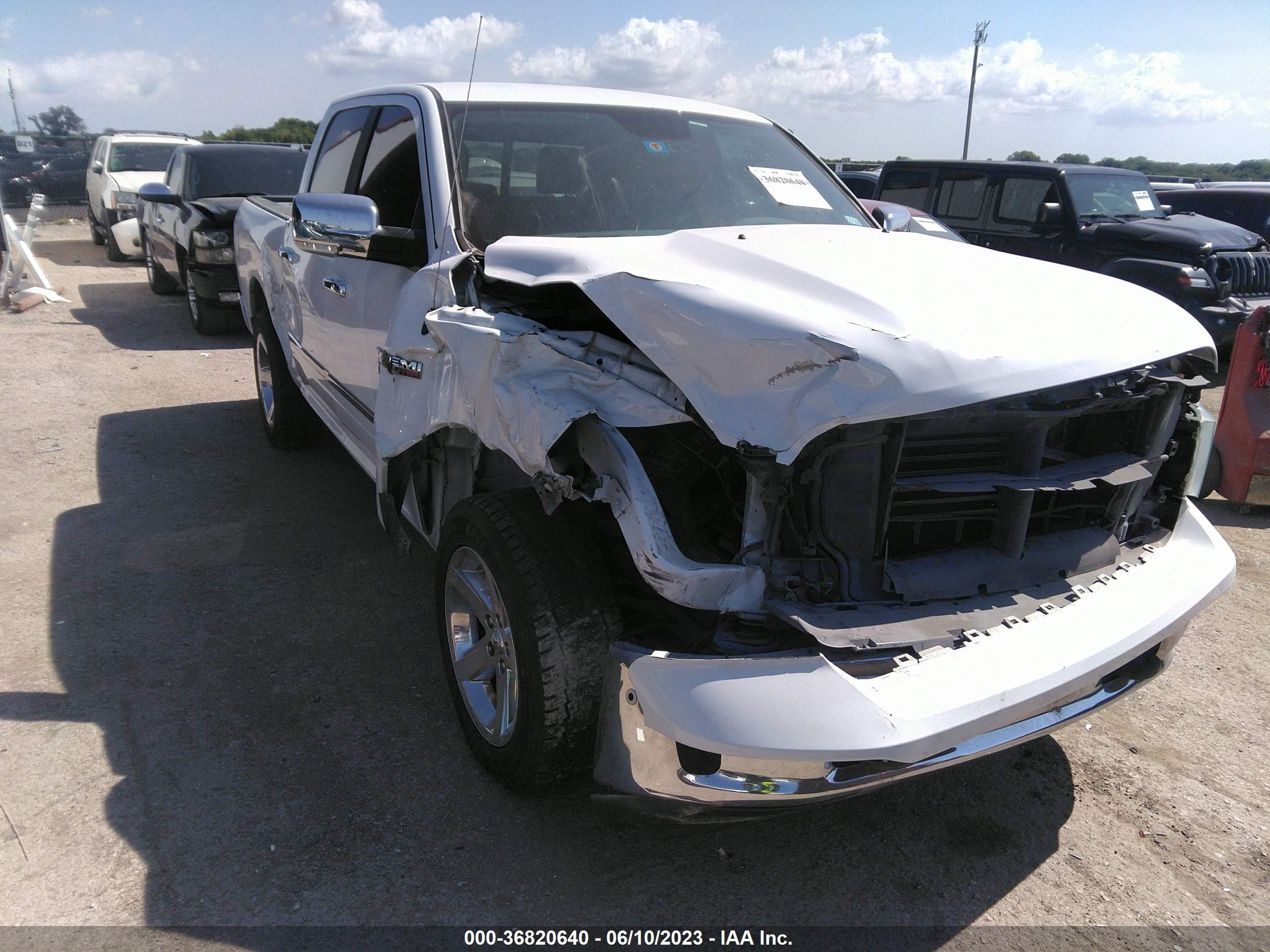 RAM 1500 2018 1c6rr6lt5js272692