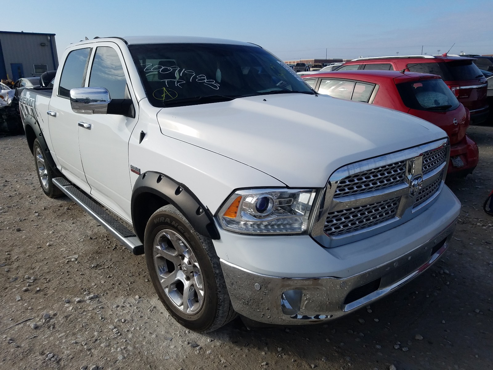 RAM 1500 LARAM 2018 1c6rr6nt5js234103