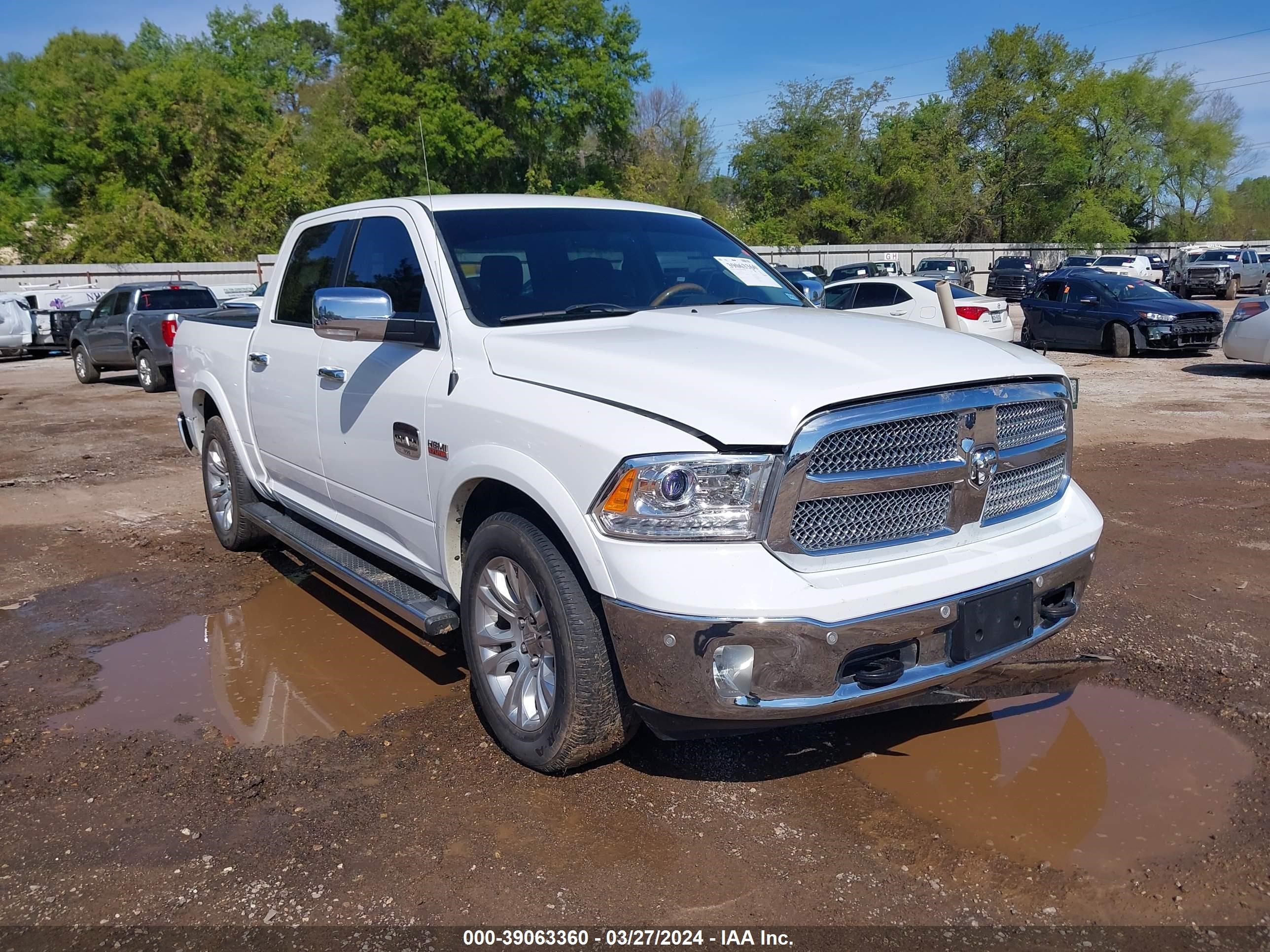 RAM 1500 2015 1c6rr6ptxfs512000