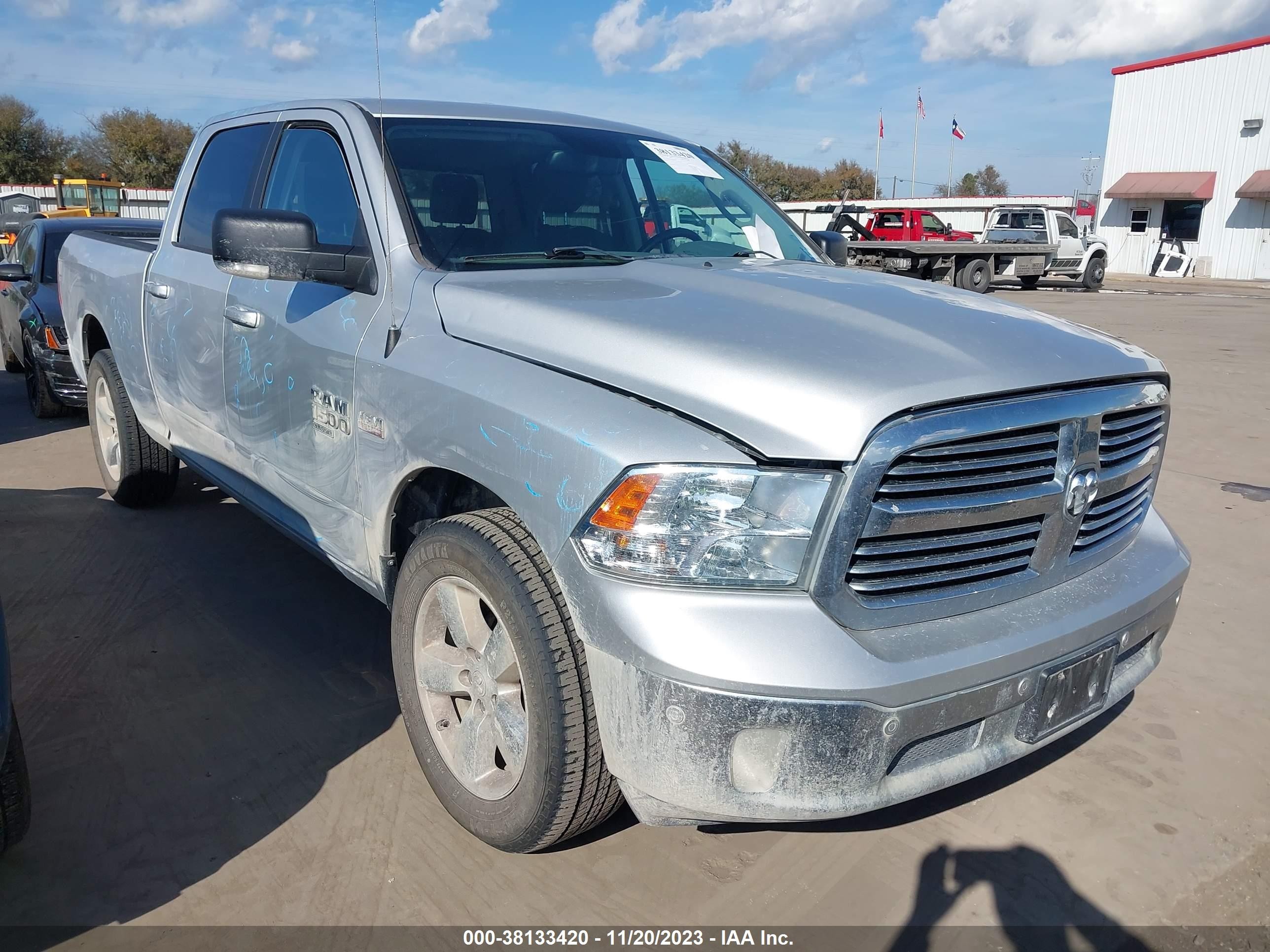 RAM 1500 2019 1c6rr6tt2ks585104