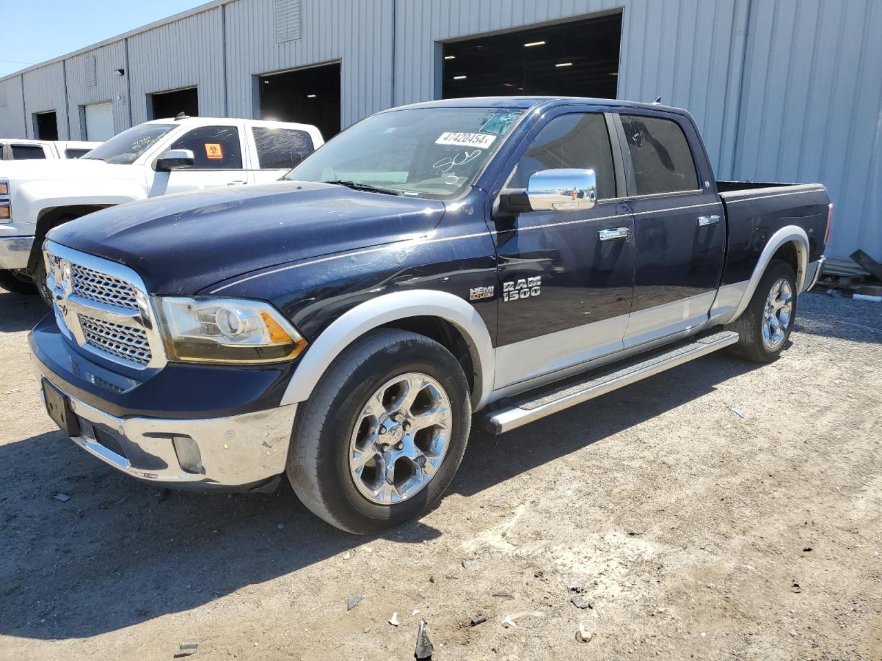 RAM 1500 2018 1c6rr6vt5js234313