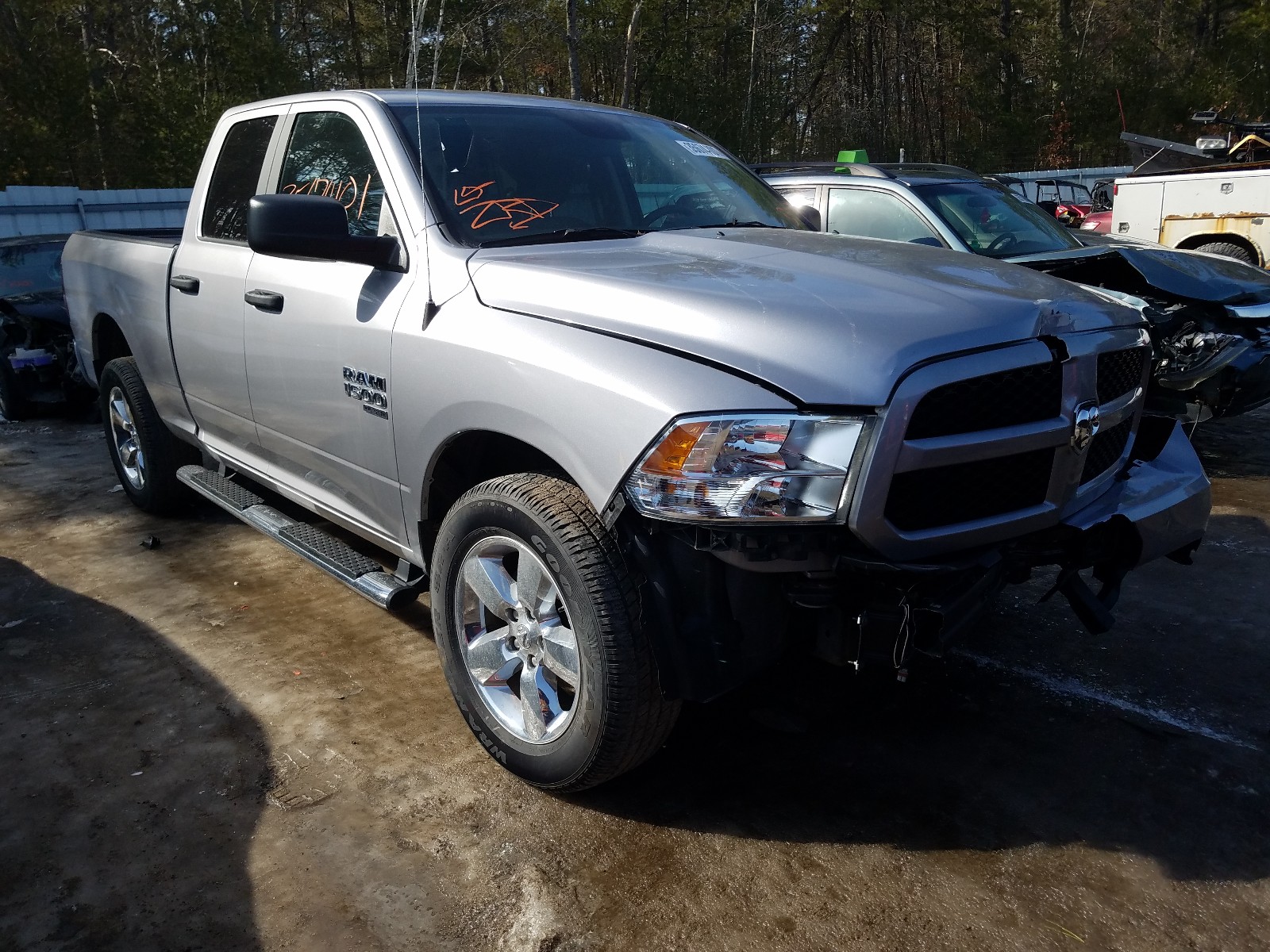 RAM 1500 CLASSIC 2019 1c6rr7fg7ks607215