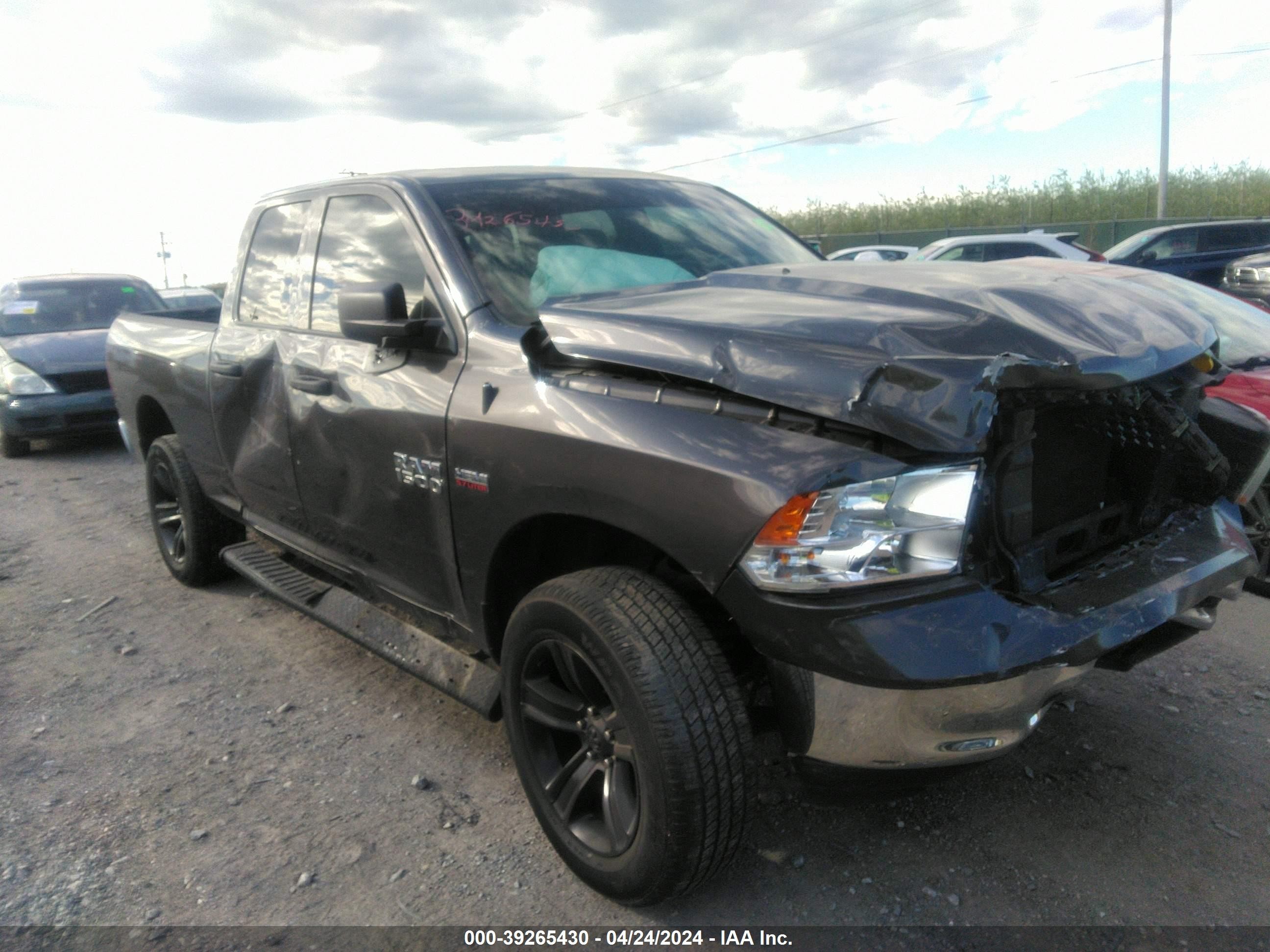 RAM 1500 2015 1c6rr7ft8fs743775