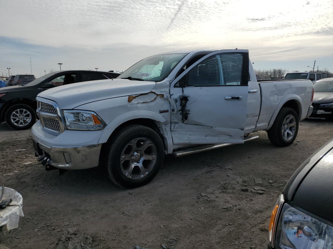 RAM 1500 2017 1c6rr7jt4hs663366