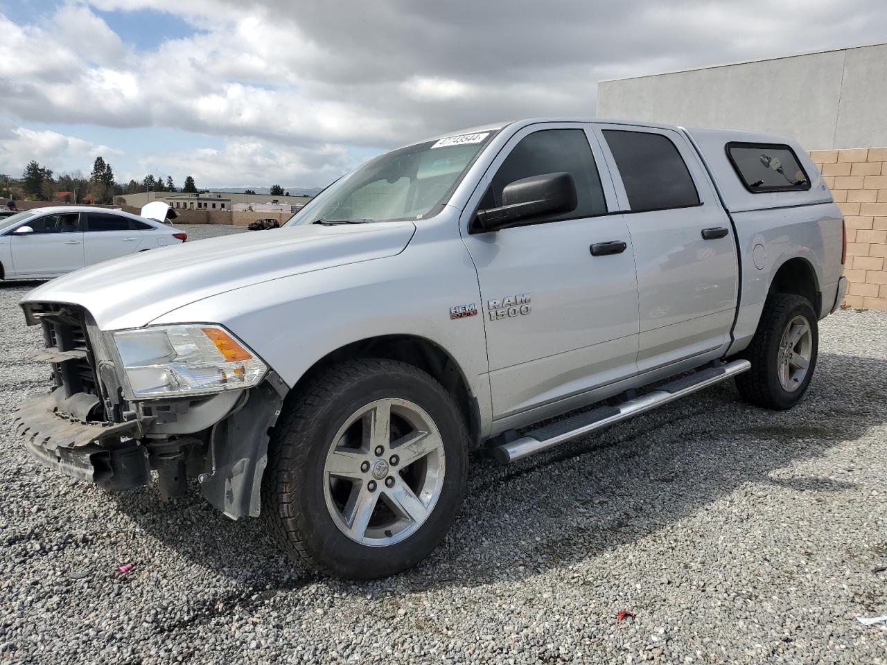 RAM 1500 2015 1c6rr7kt4fs753578