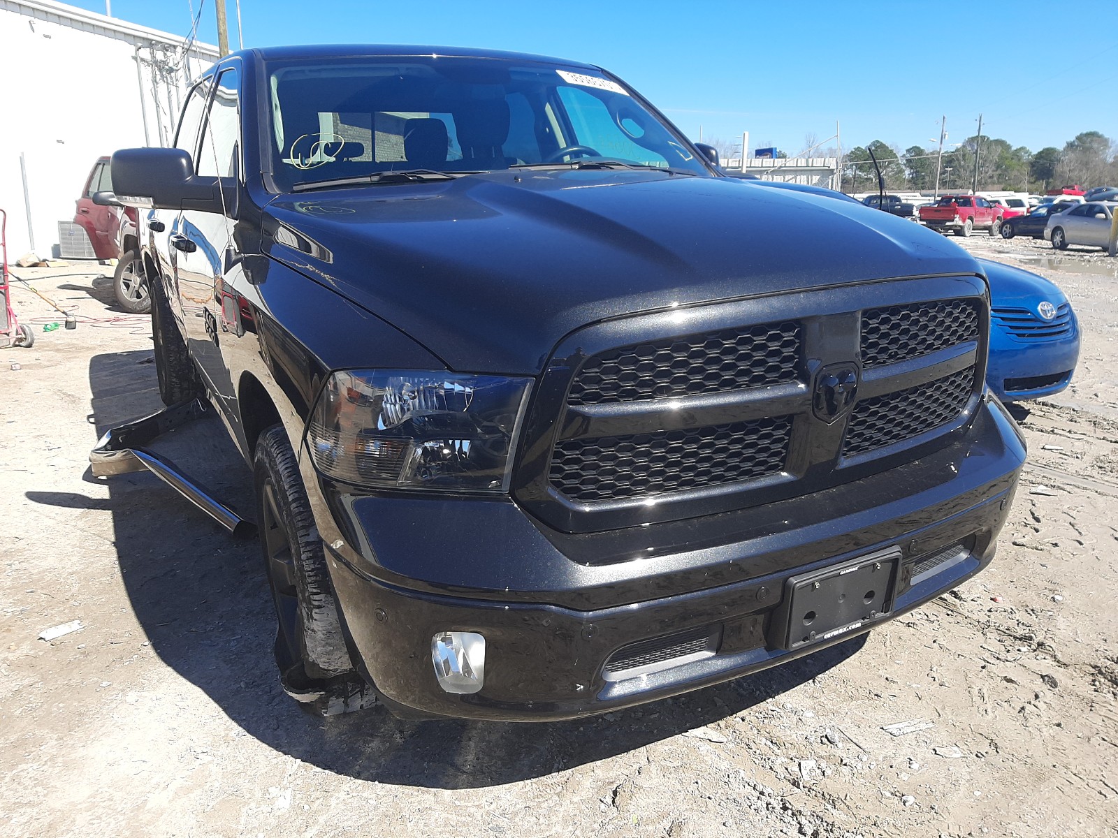 RAM 1500 SLT 2018 1c6rr7lg4js255598