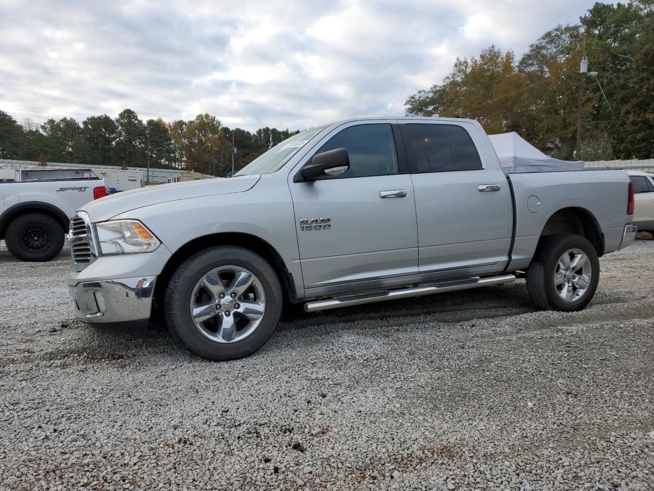 RAM 1500 2017 1c6rr7lg9hs527850