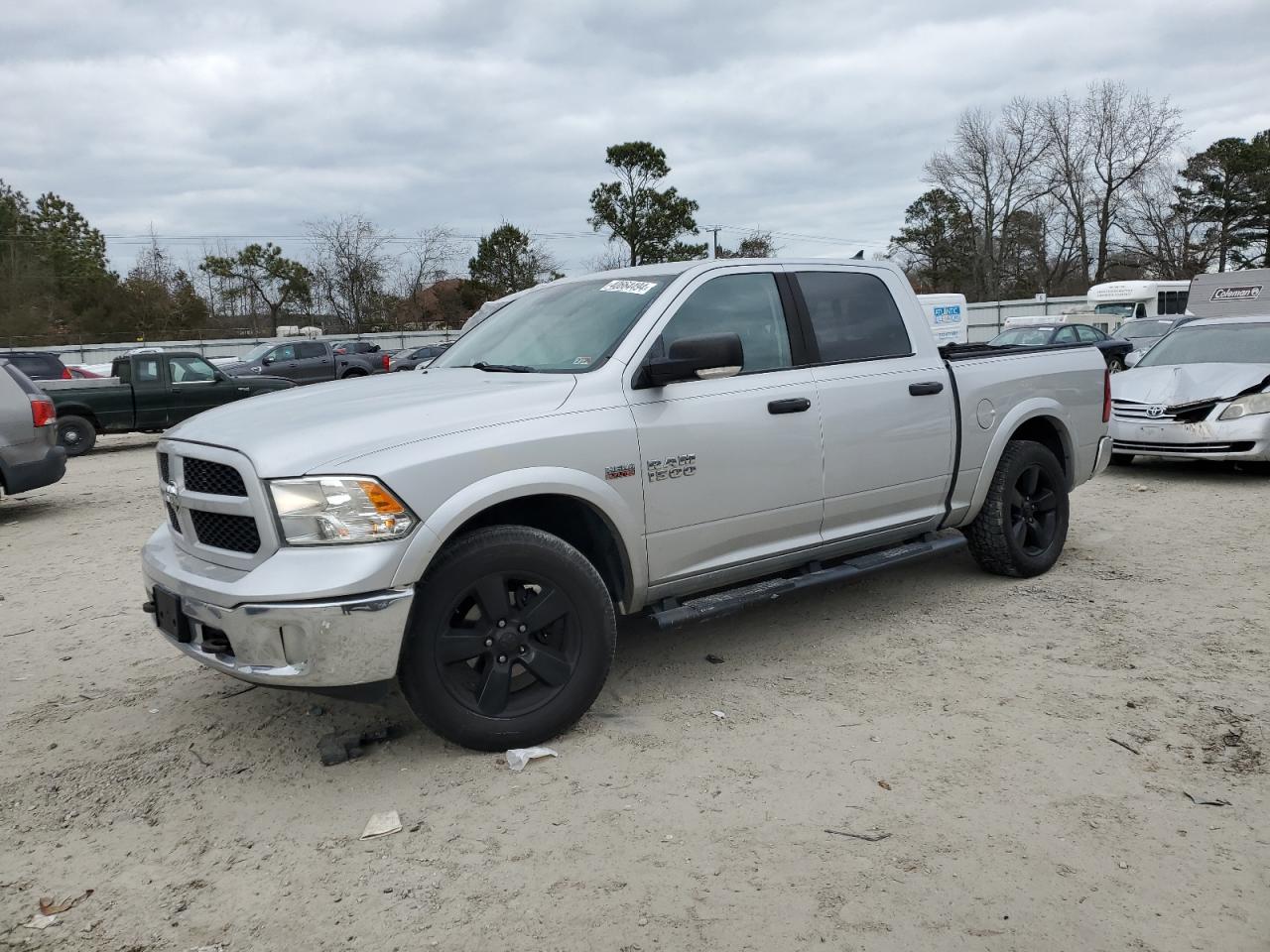 RAM 1500 2015 1c6rr7lt3fs696515