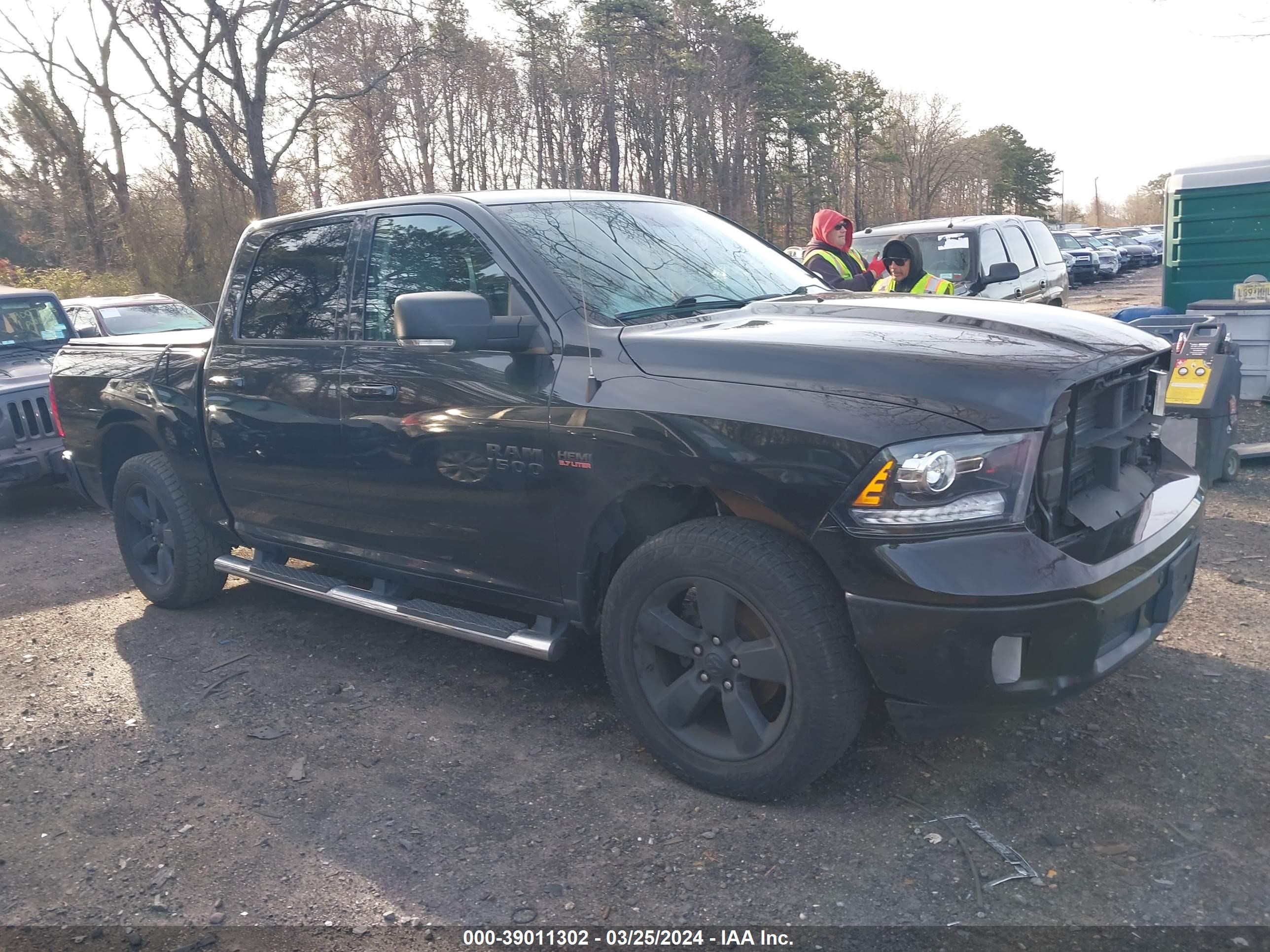 RAM 1500 2018 1c6rr7lt3js164044