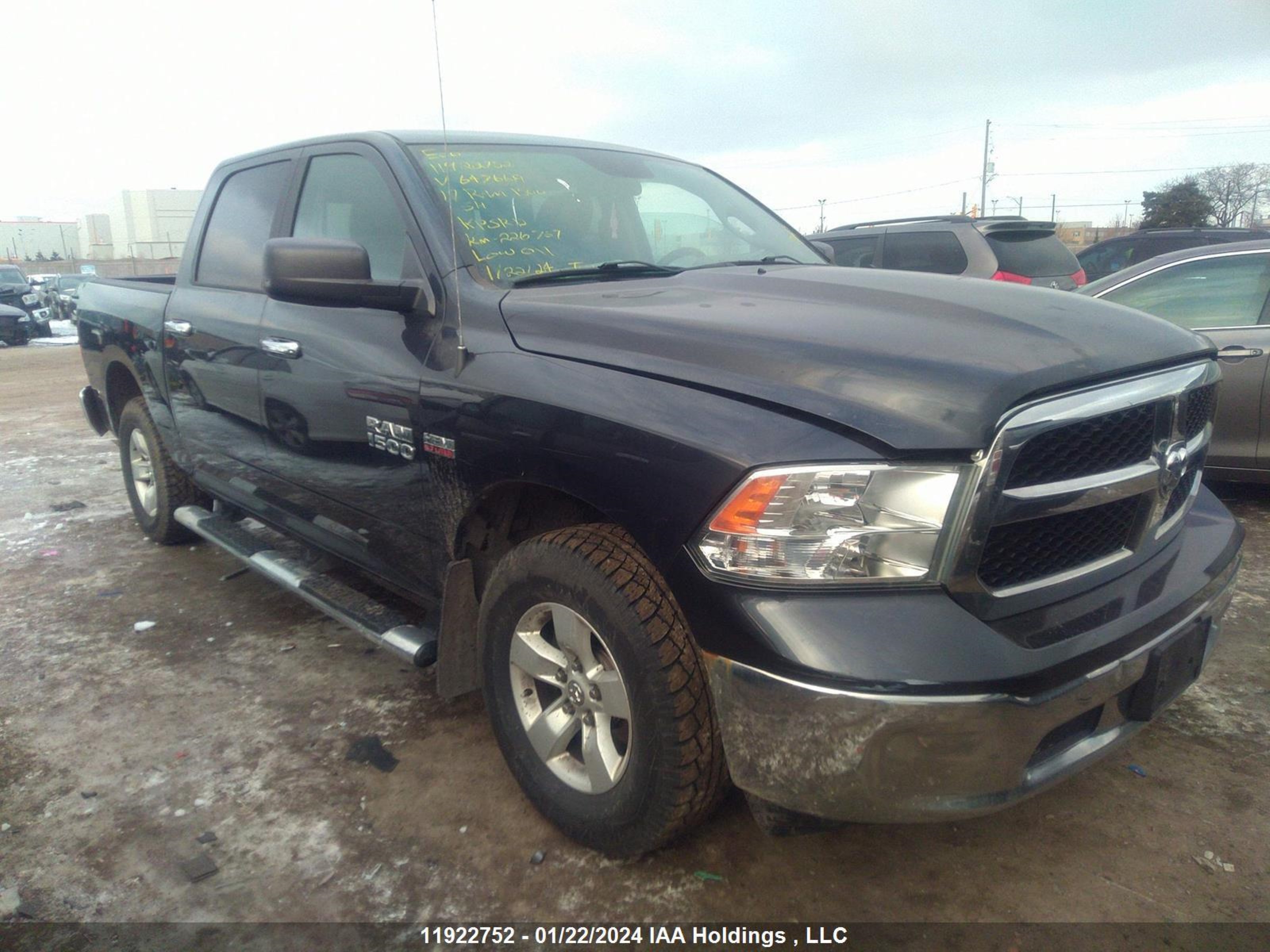 RAM 1500 2017 1c6rr7ltxhs647668