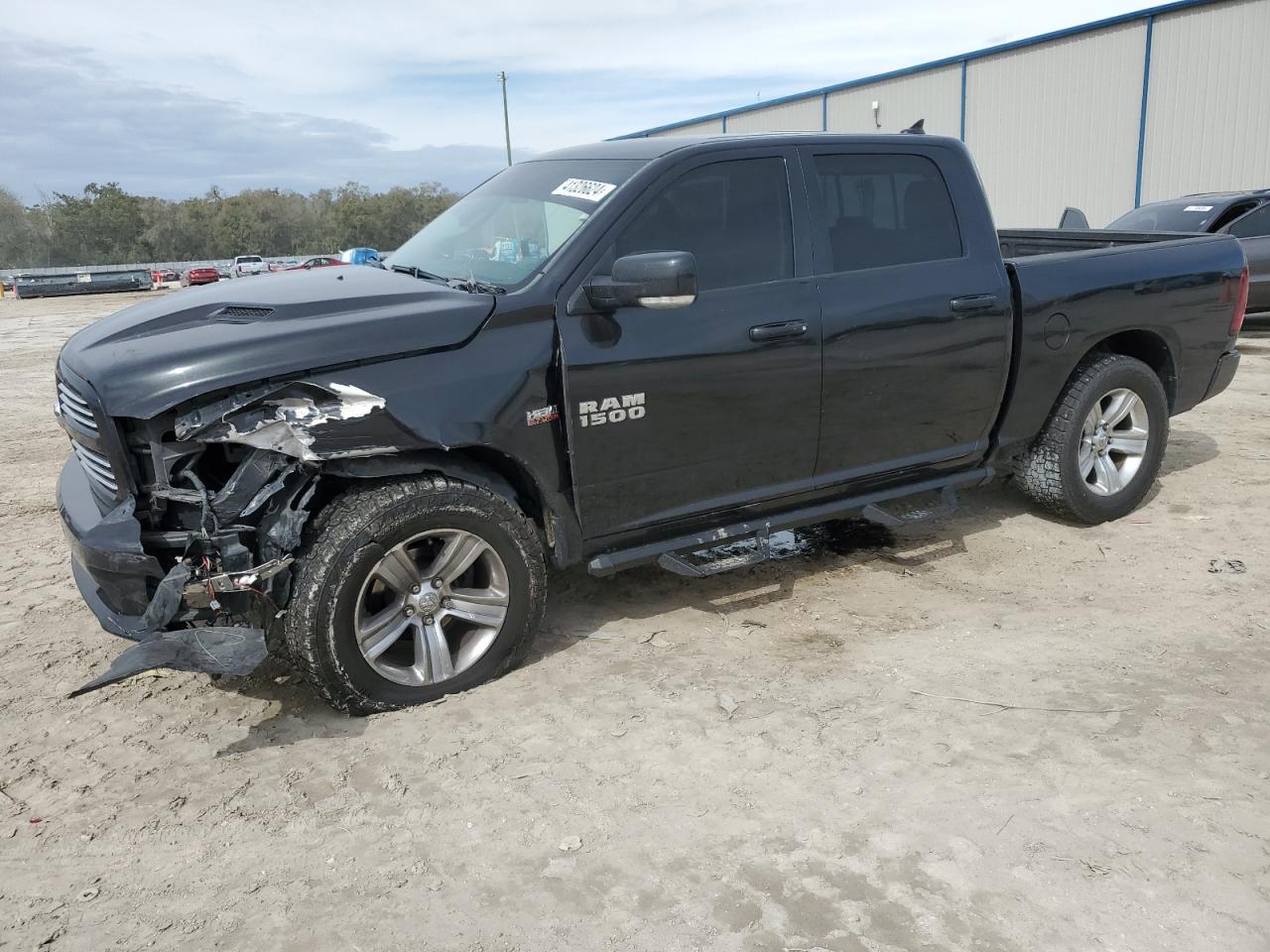 RAM 1500 2015 1c6rr7mt7fs753717