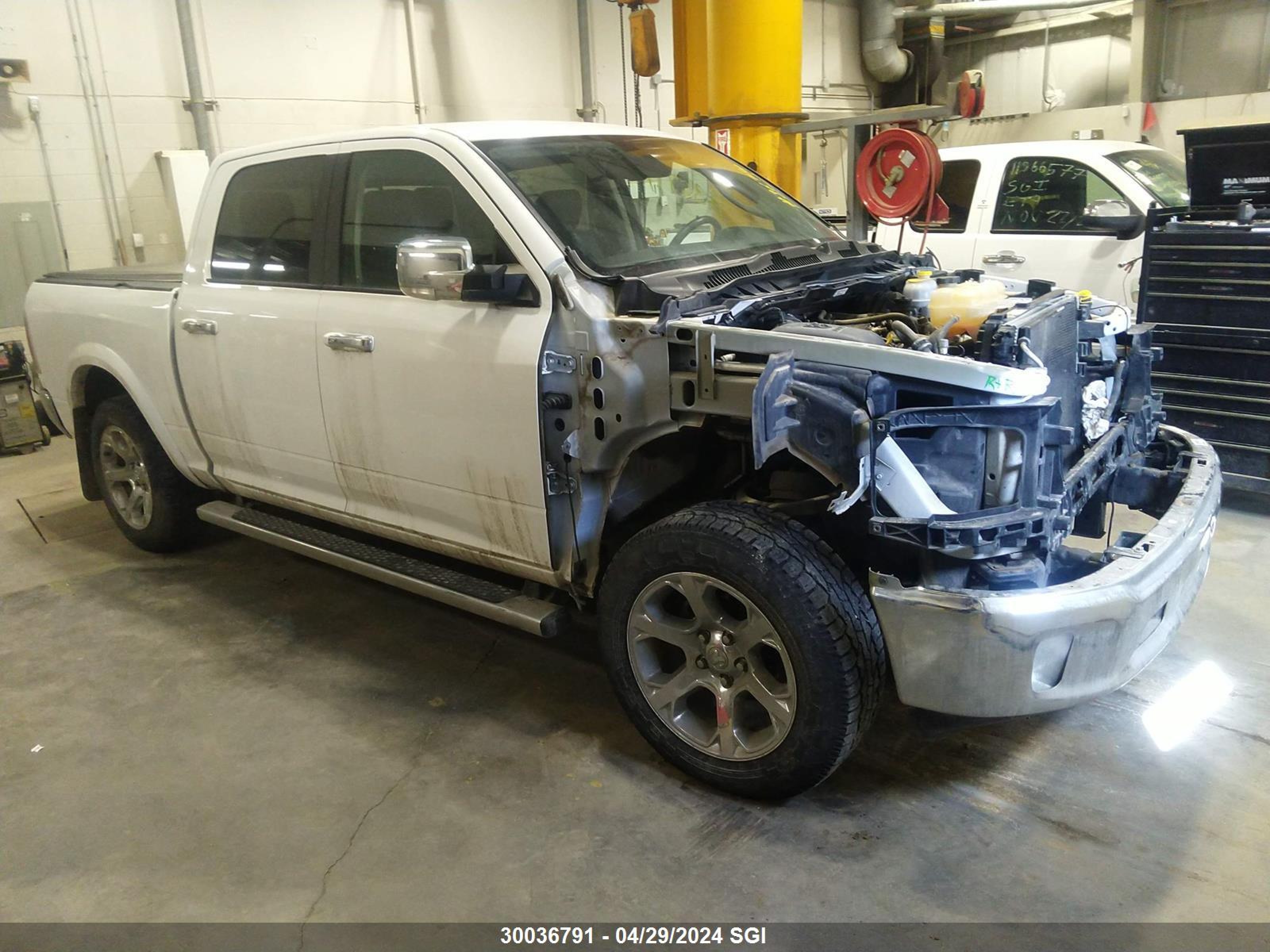 RAM 1500 2016 1c6rr7nm3gs320680