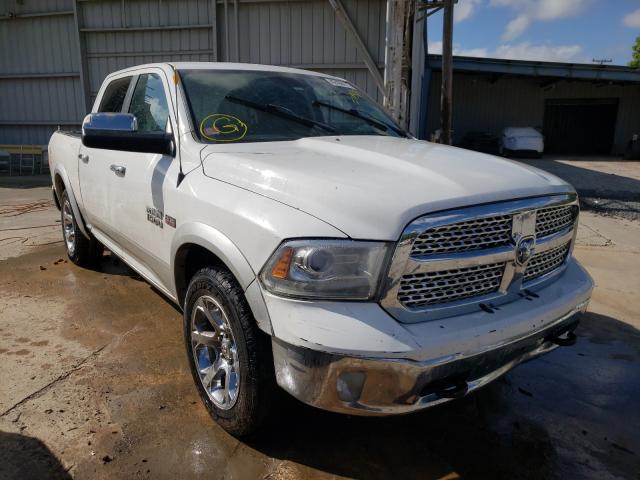 RAM 1500 LARAM 2015 1c6rr7nt3fs768147