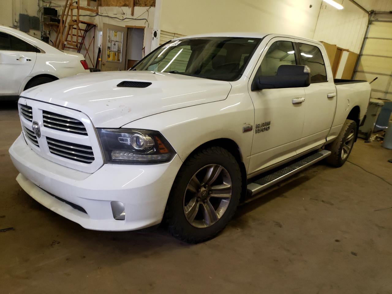 RAM 1500 2016 1c6rr7ut1gs102133