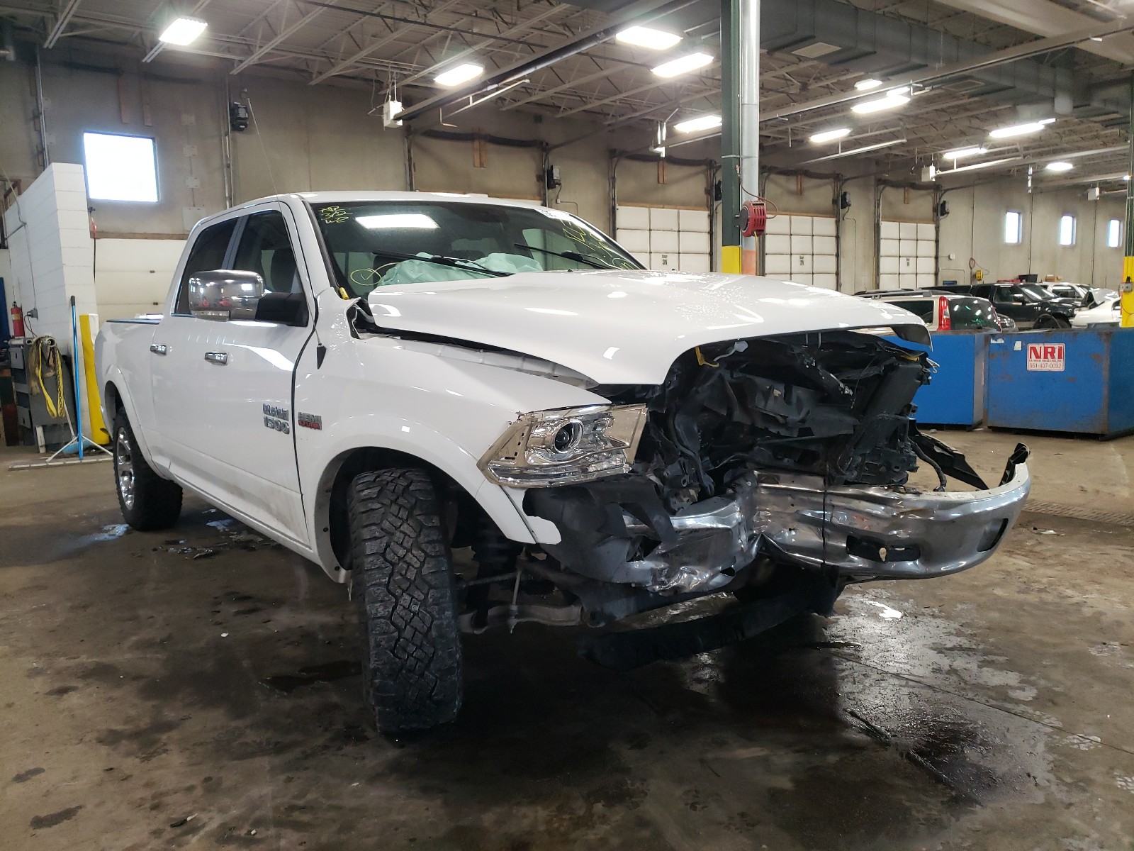 RAM 1500 LARAM 2018 1c6rr7vt6js123923