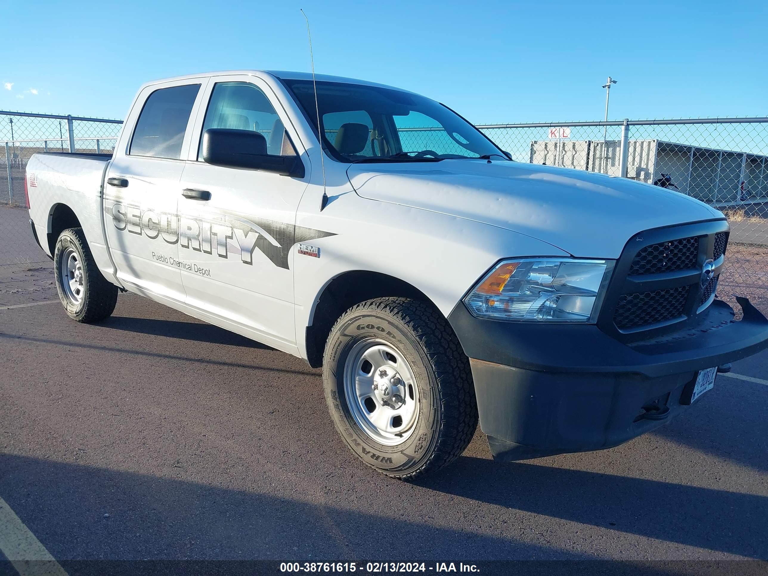 RAM 1500 2015 1c6rr7xt8fs780338