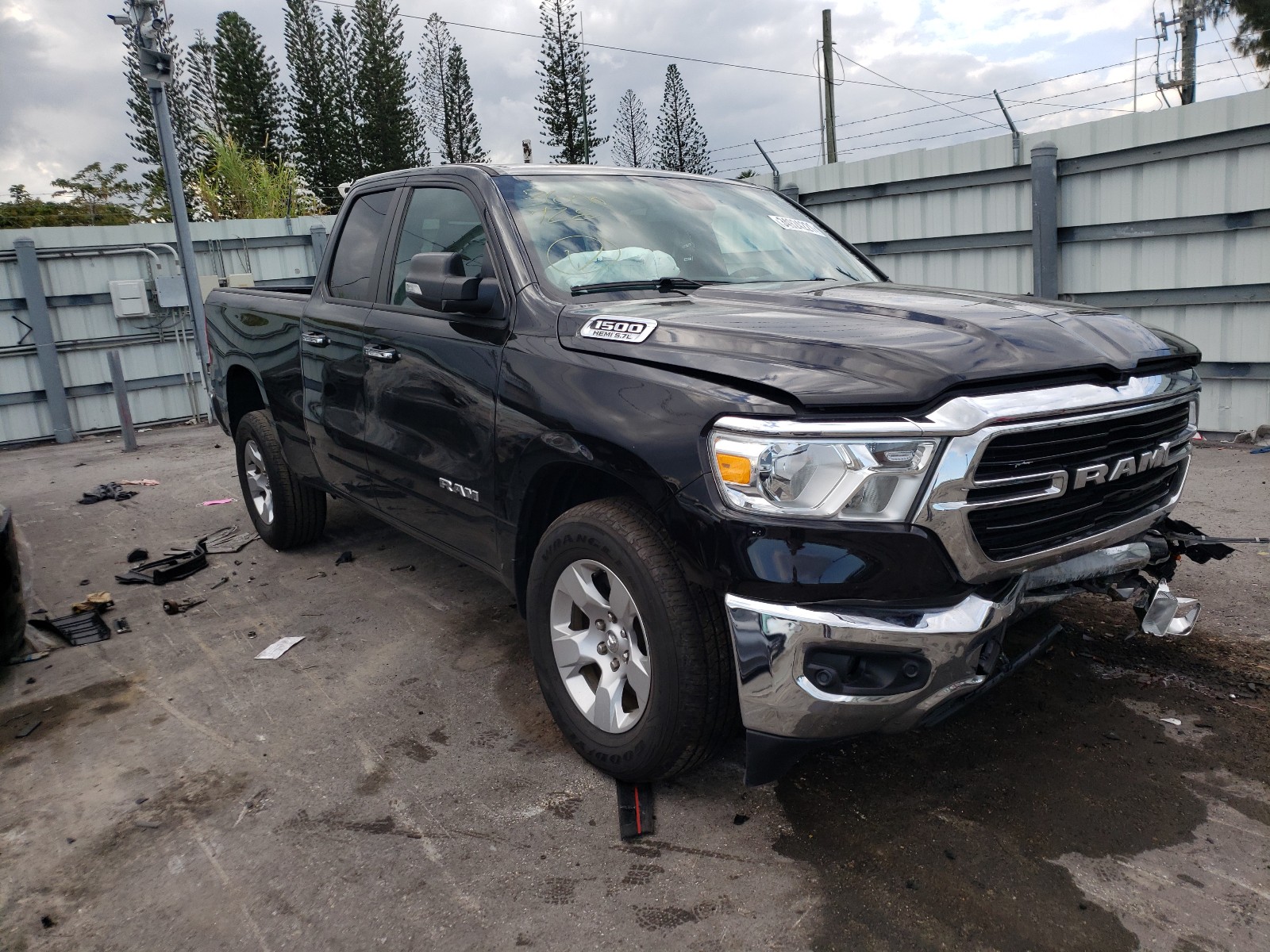 RAM 1500 BIG H 2019 1c6rrebt5kn700854