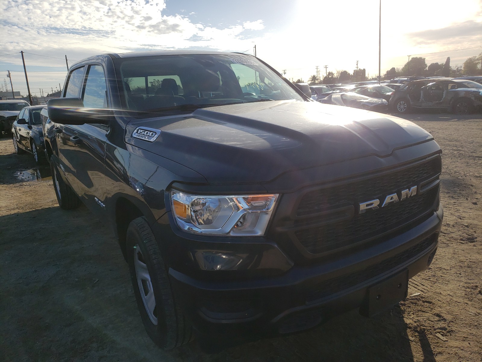 RAM 1500 TRADE 2019 1c6rregt3kn819852