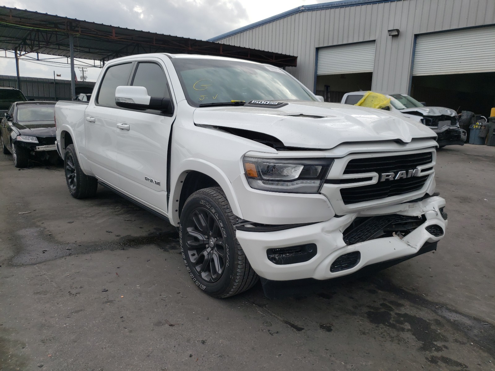 RAM 1500 LARAM 2019 1c6srfjt4kn810366