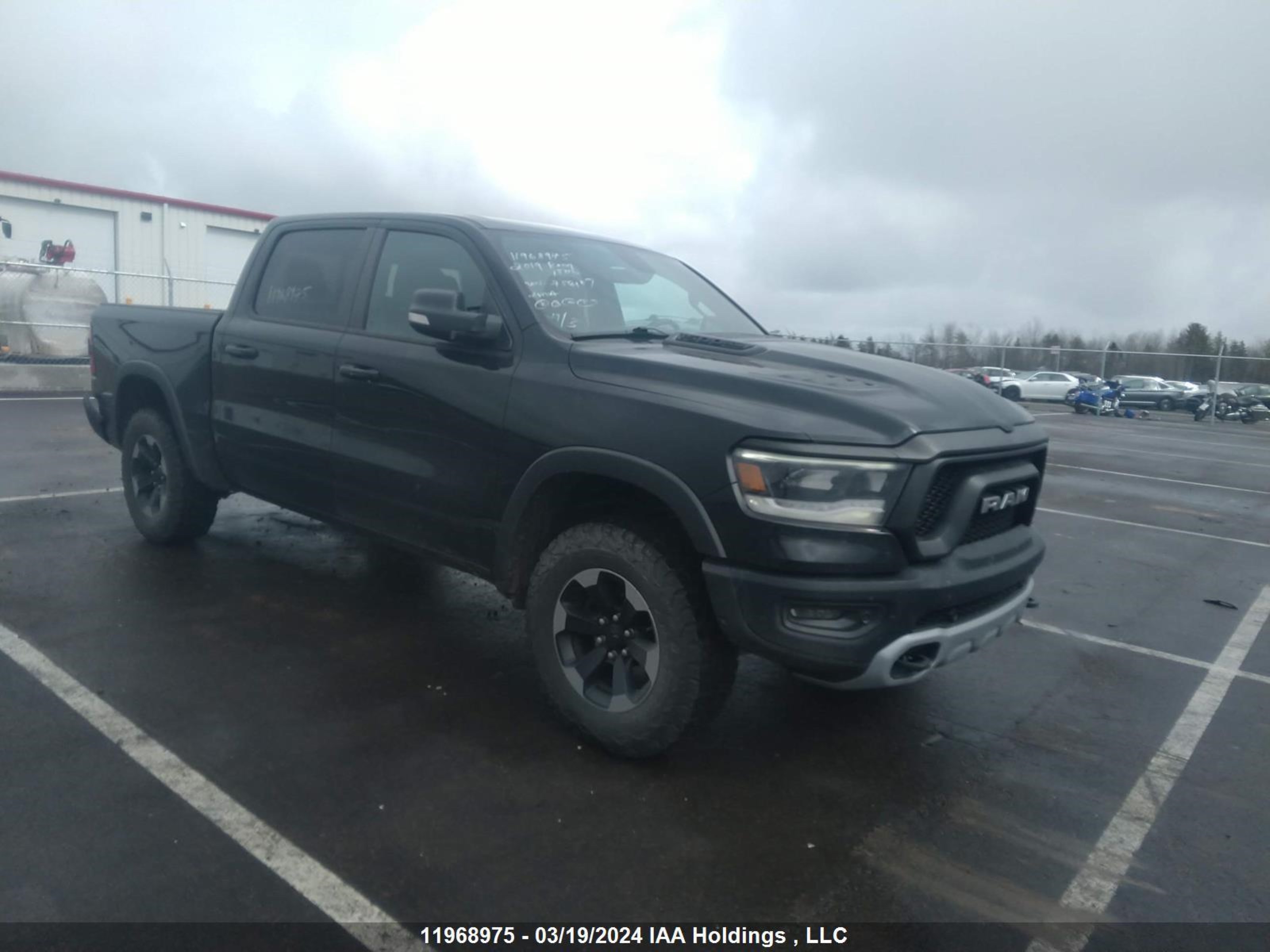 RAM 1500 2019 1c6srflt8kn758107