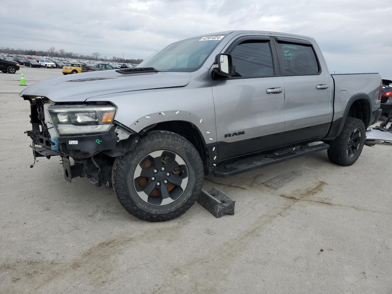 RAM 1500 2019 1c6srfltxkn803452