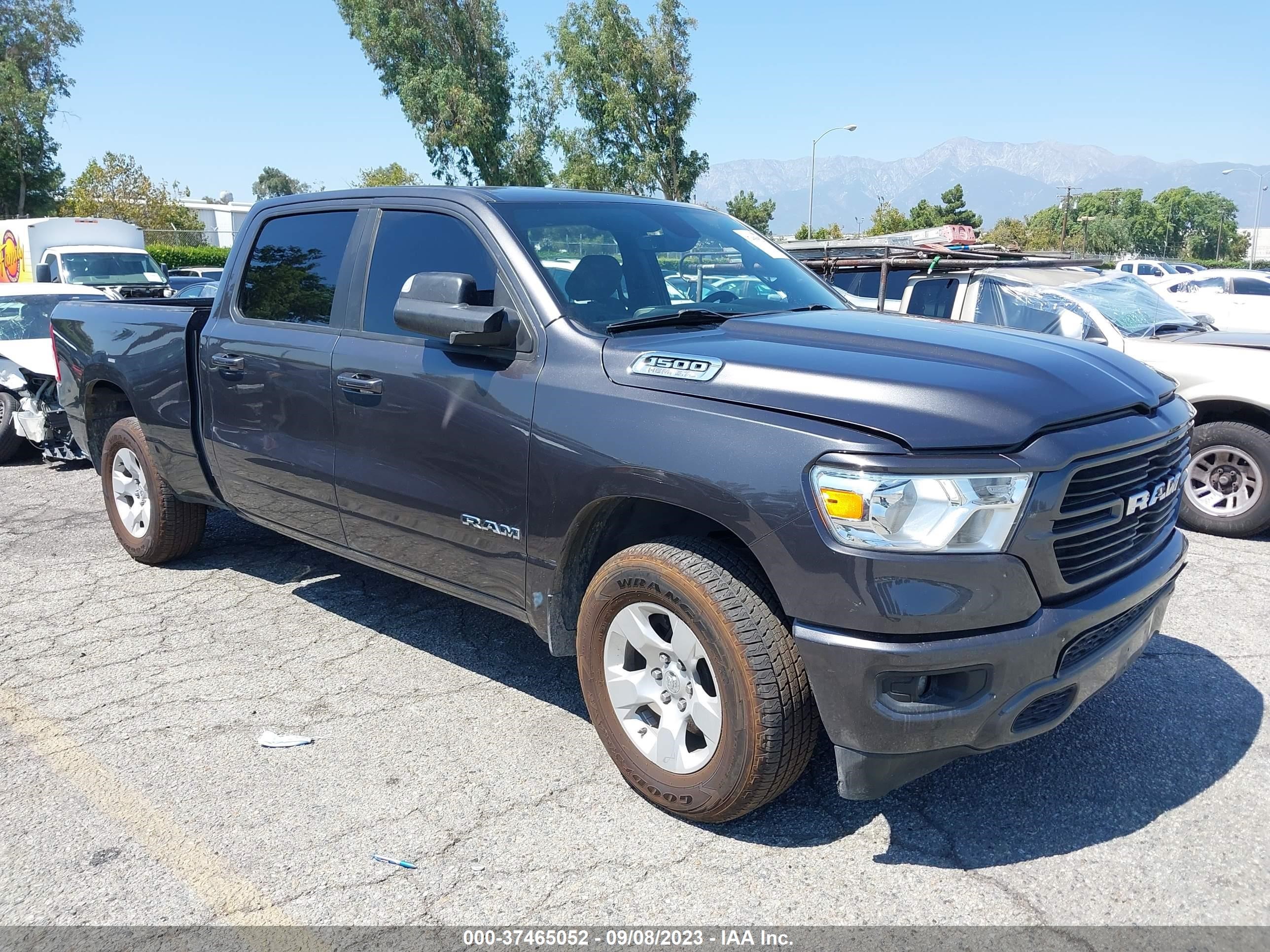 RAM 1500 2019 1c6srfmt0kn915143