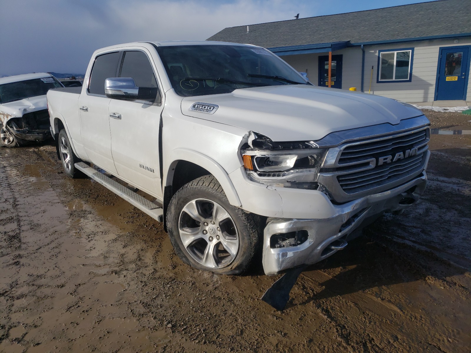 RAM 1500 LARAM 2019 1c6srfrtxkn761906