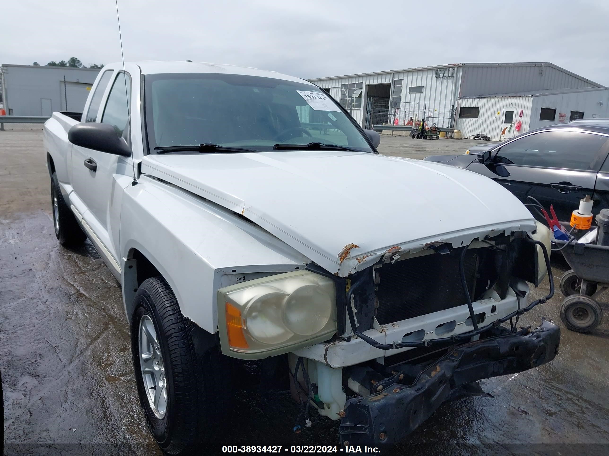 DODGE DAKOTA 2005 1d3he42k05s101617