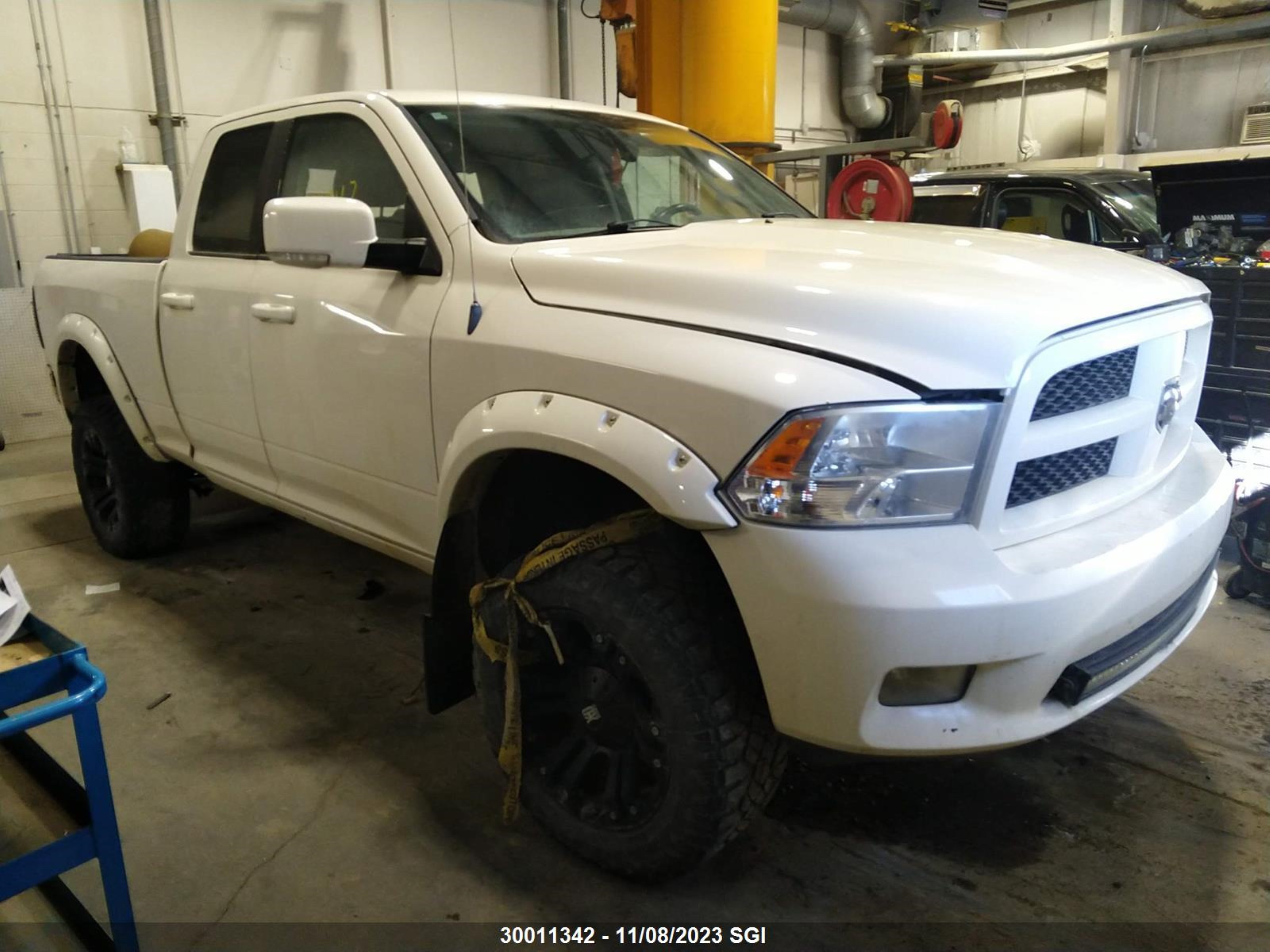 DODGE RAM 2009 1d3hv18t49s800995