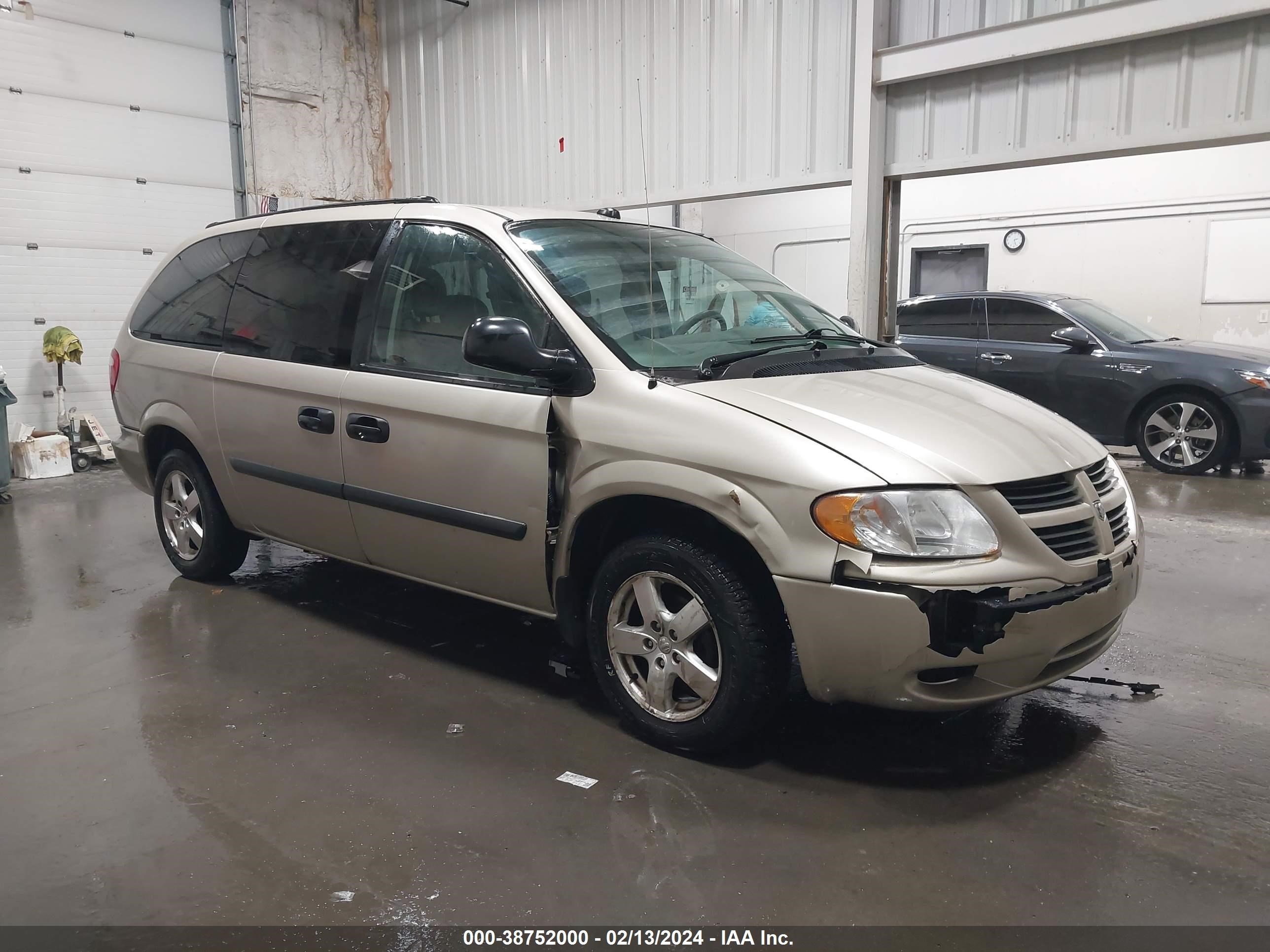 DODGE CARAVAN 2005 1d4gp24r35b376396