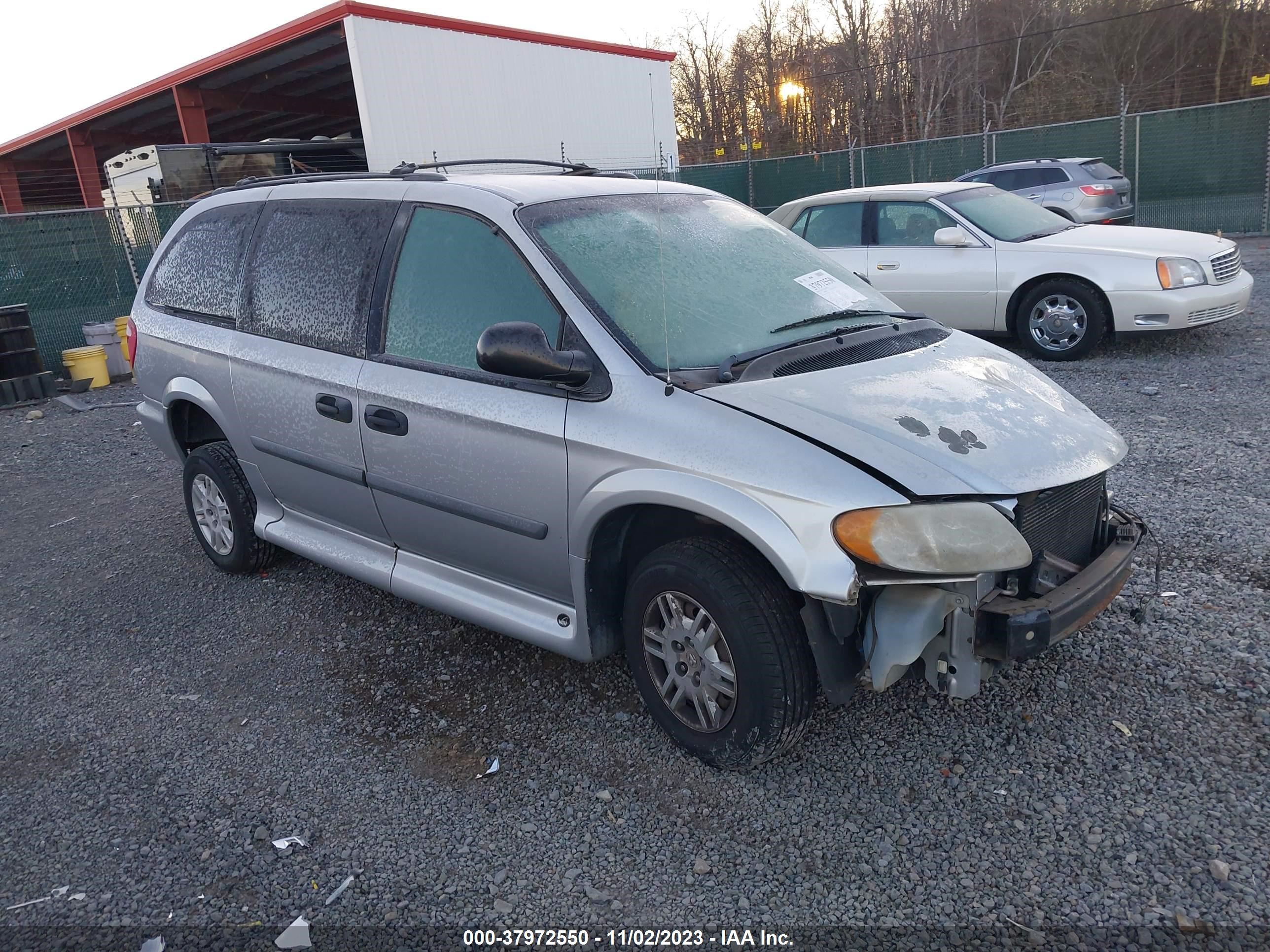 DODGE CARAVAN 2005 1d4gp24r75b108709