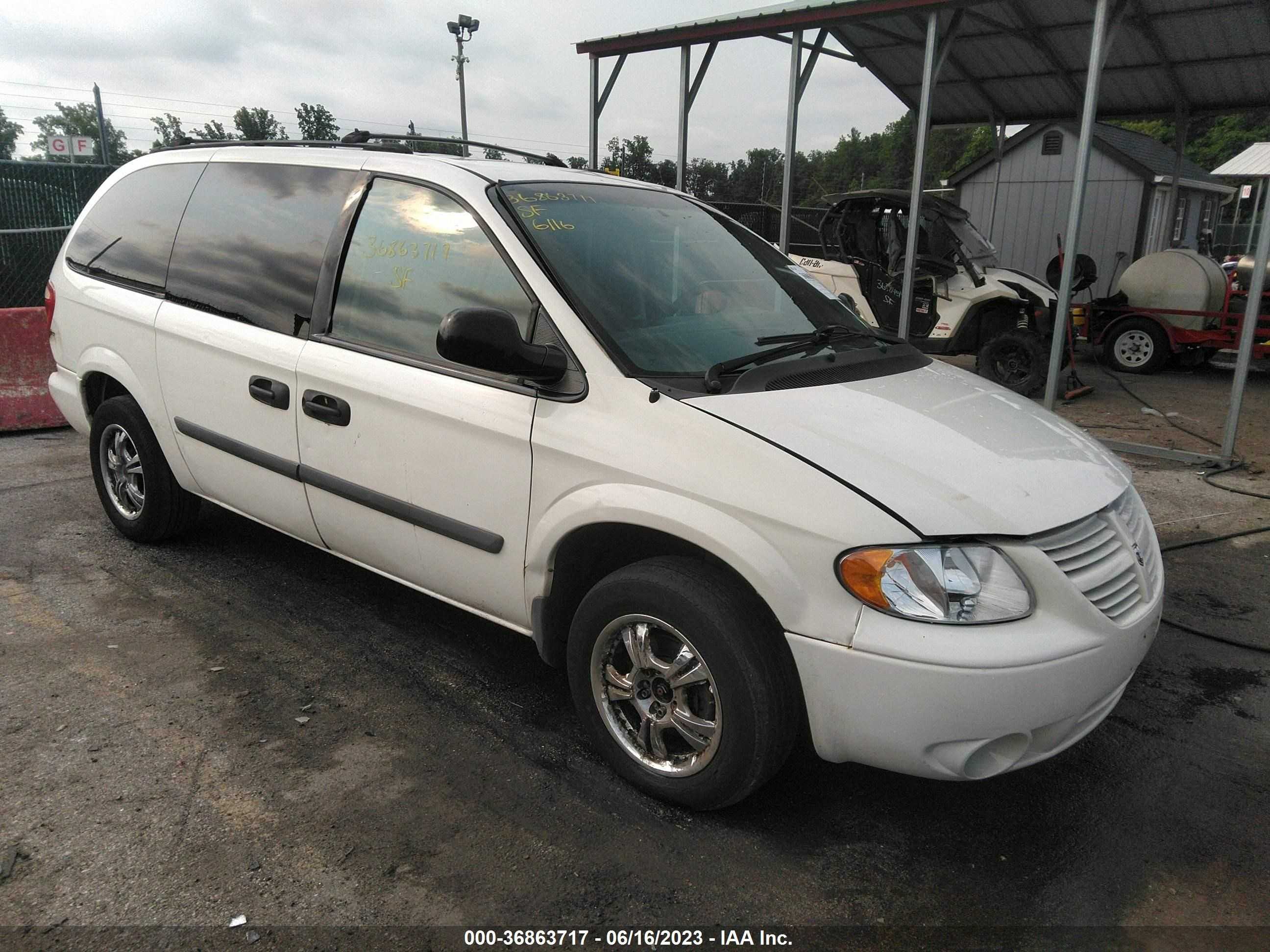 DODGE CARAVAN 2006 1d4gp24r86b561979