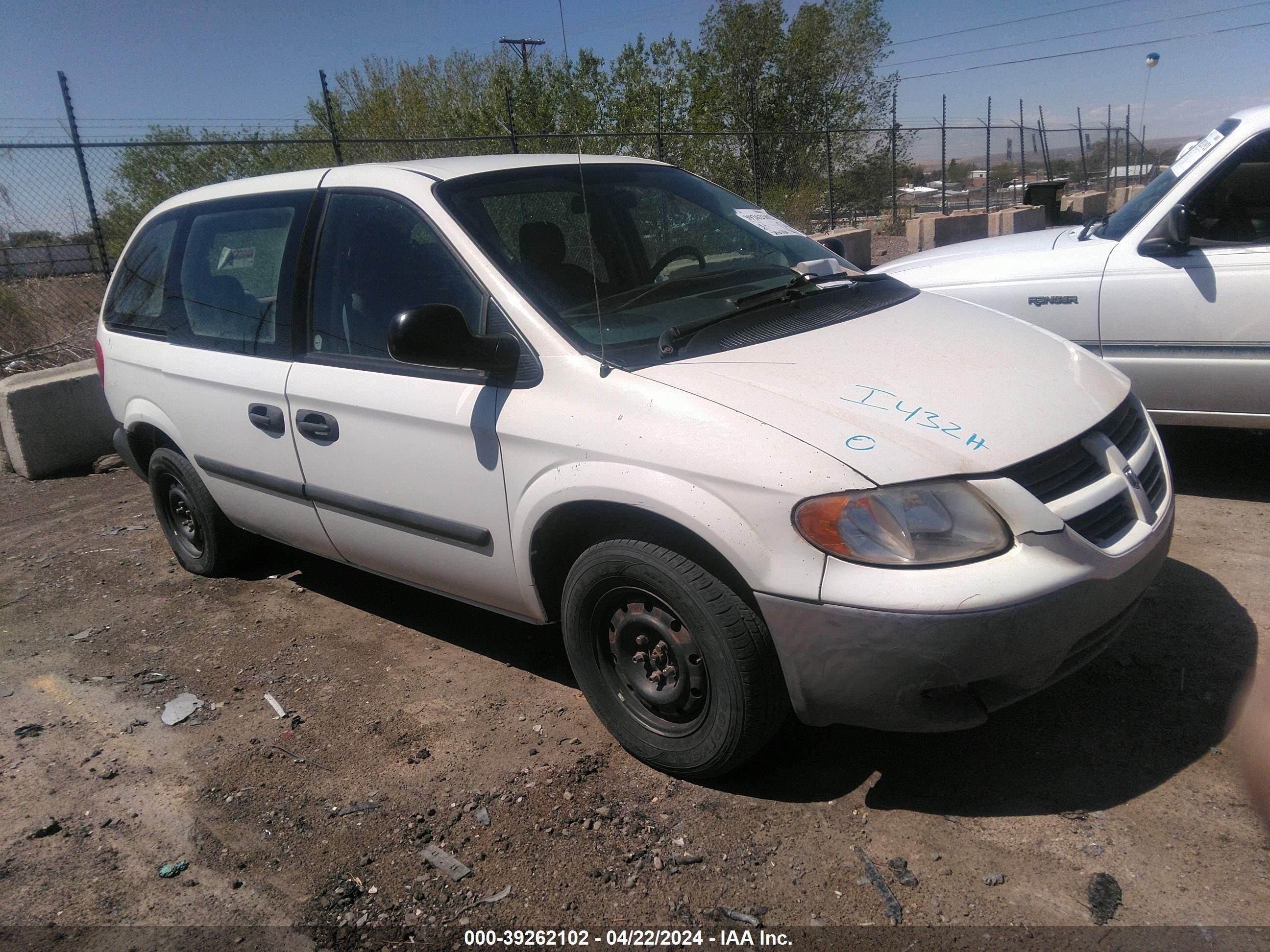 DODGE CARAVAN 2005 1d4gp25e15b237590