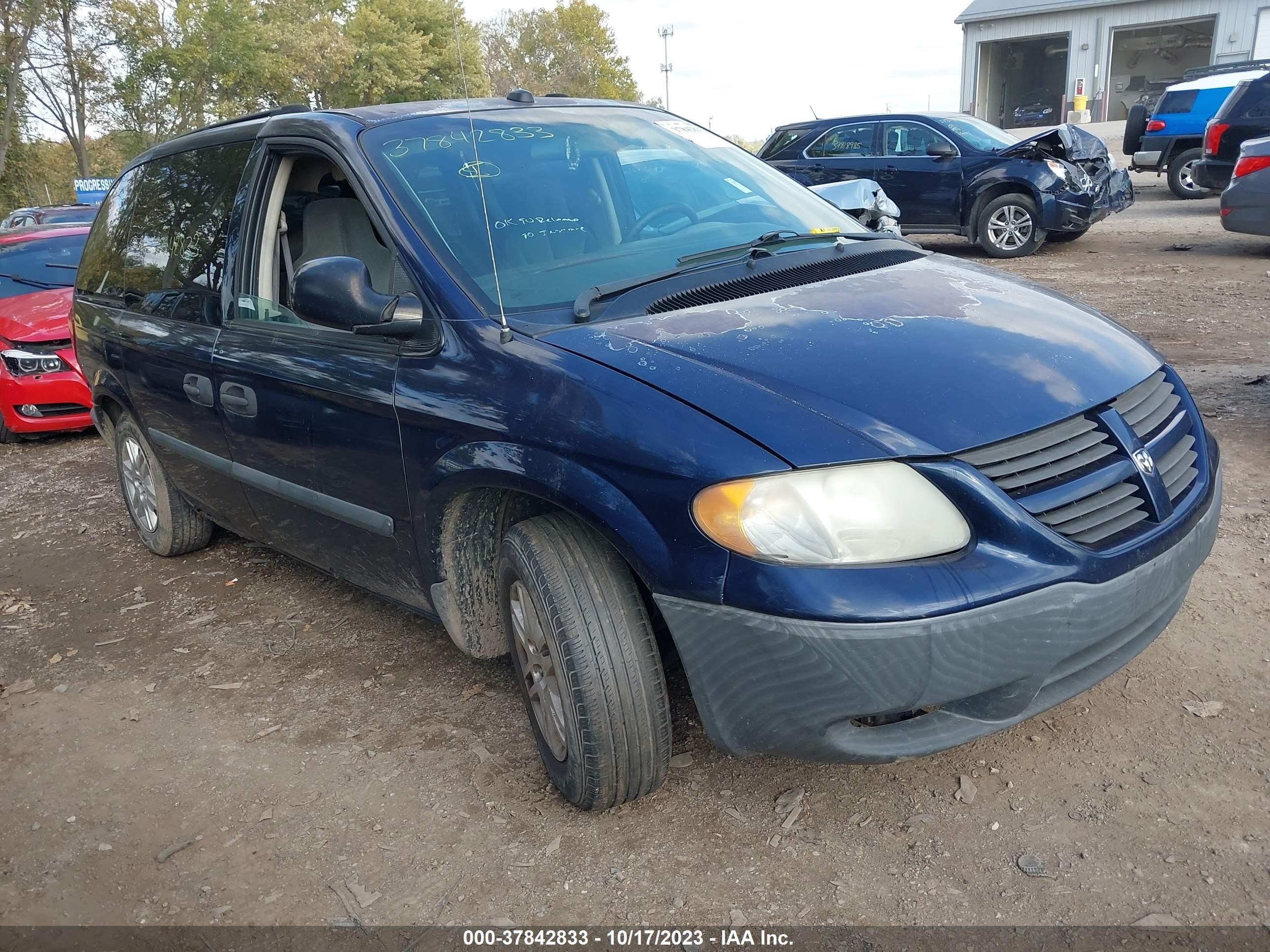 DODGE CARAVAN 2005 1d4gp25r75b310125