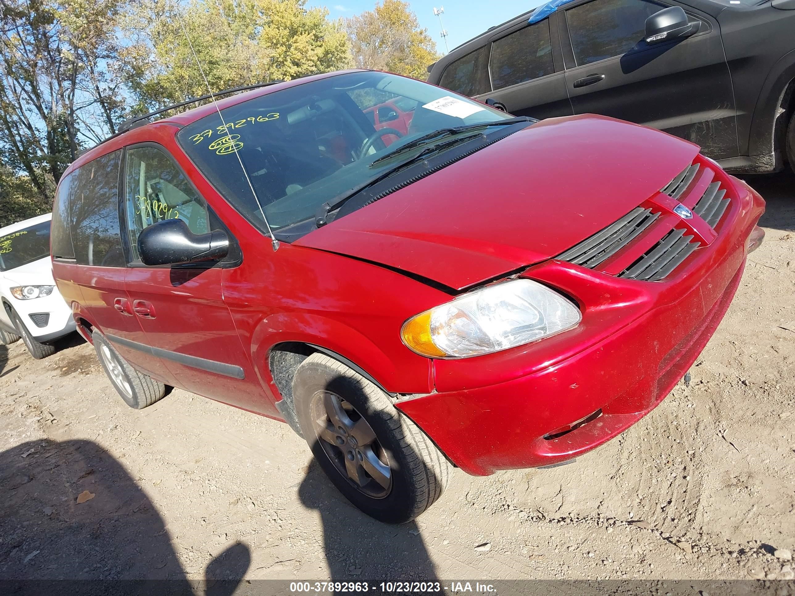 DODGE CARAVAN 2005 1d4gp45r05b321527