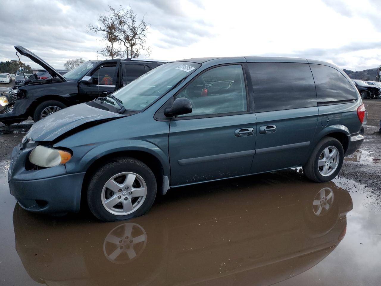 DODGE CARAVAN 2005 1d4gp45r05b339056