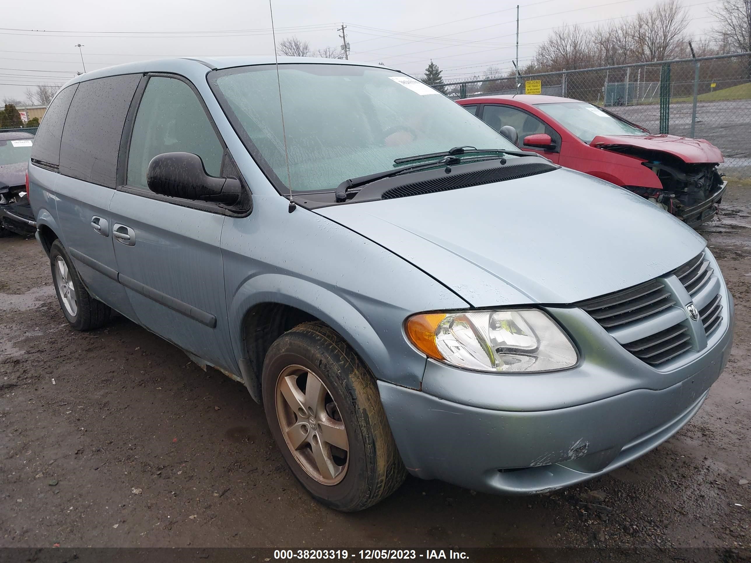 DODGE CARAVAN 2005 1d4gp45r55b390407