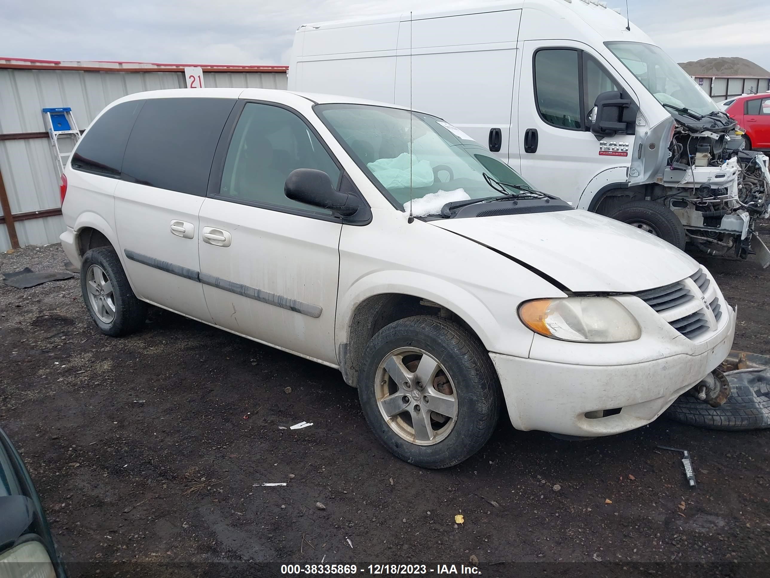 DODGE CARAVAN 2005 1d4gp45r55b402846