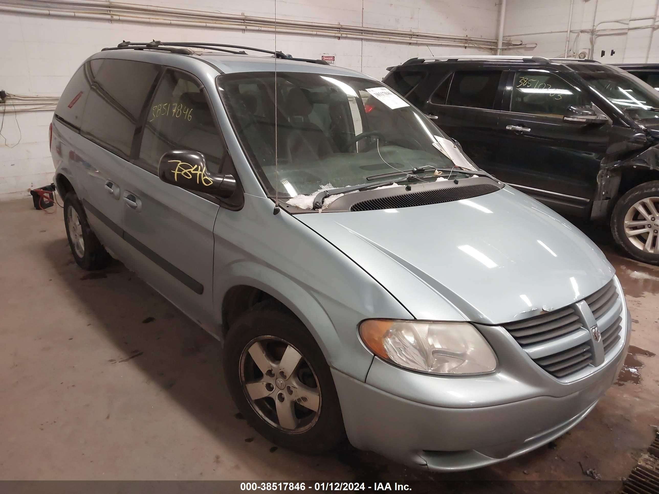 DODGE CARAVAN 2005 1d4gp45r65b139511