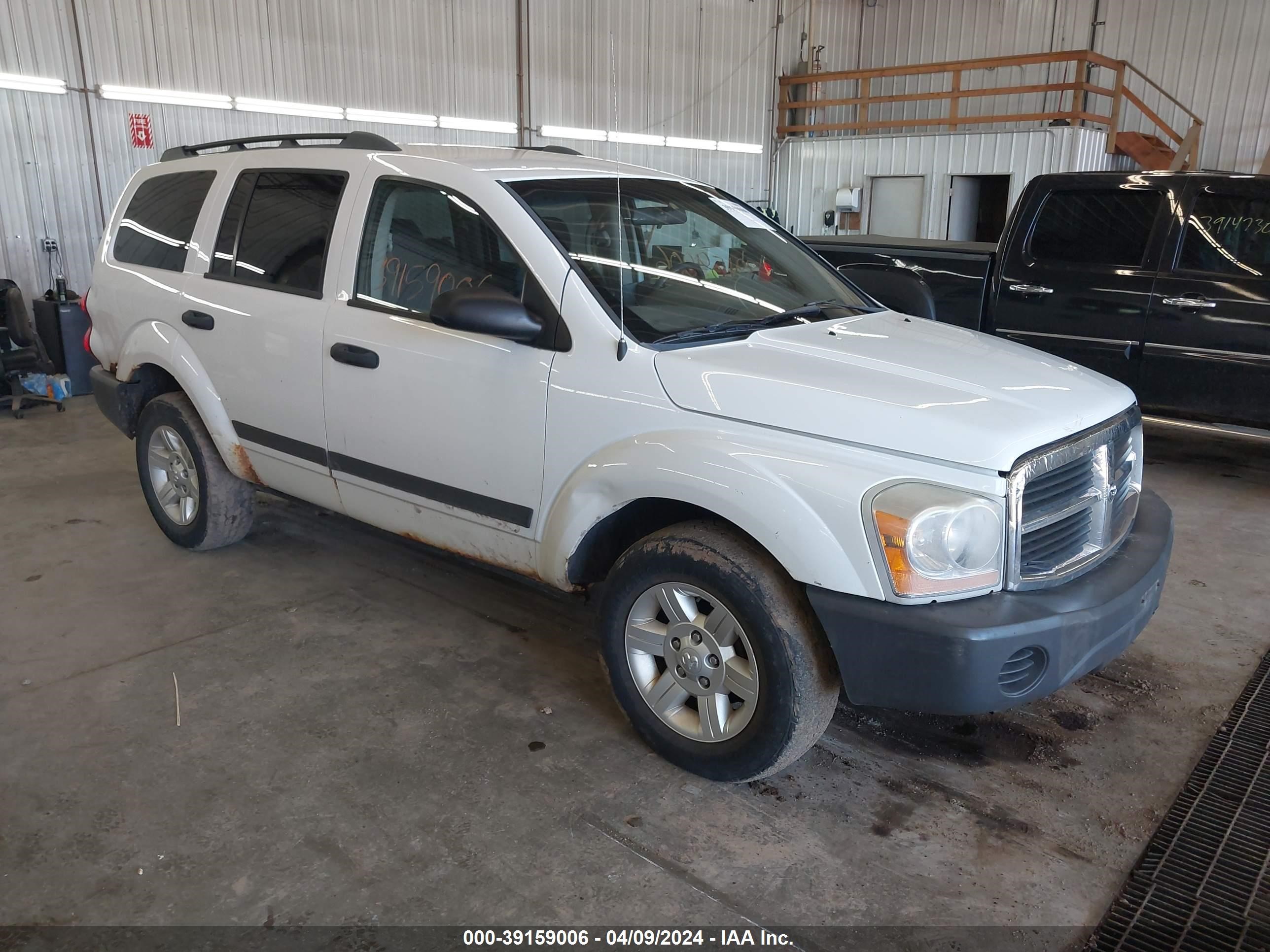 DODGE DURANGO 2005 1d4hb38n75f611536